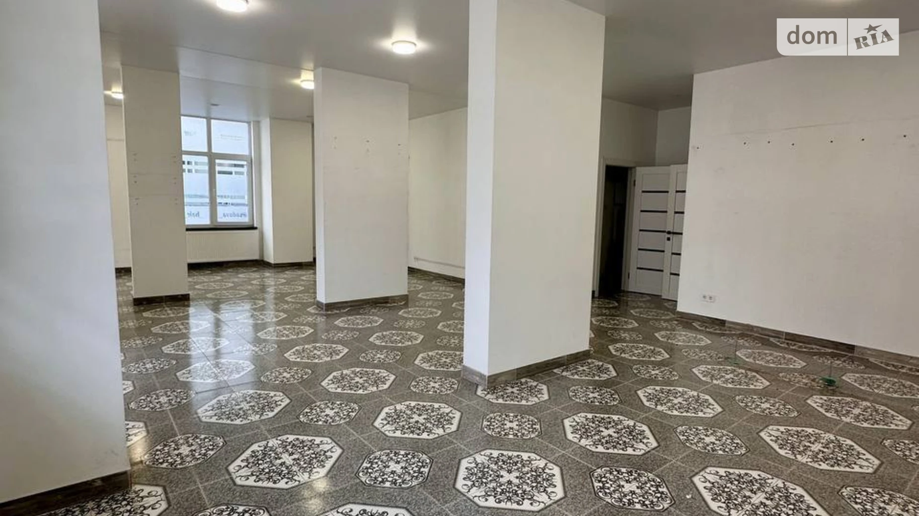 Продається 2-кімнатна квартира 95 кв. м у Львові, вул. Антонича, 11 - фото 2