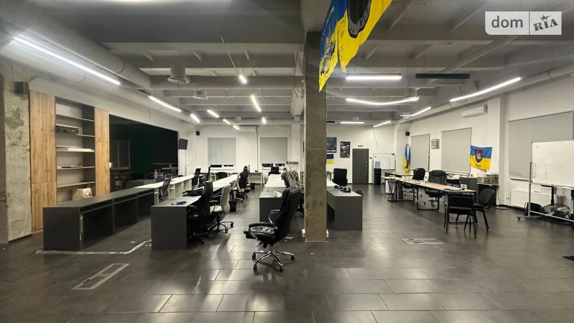Сдается в аренду офис 900 кв. м в бизнес-центре, цена: 17000 $ - фото 2
