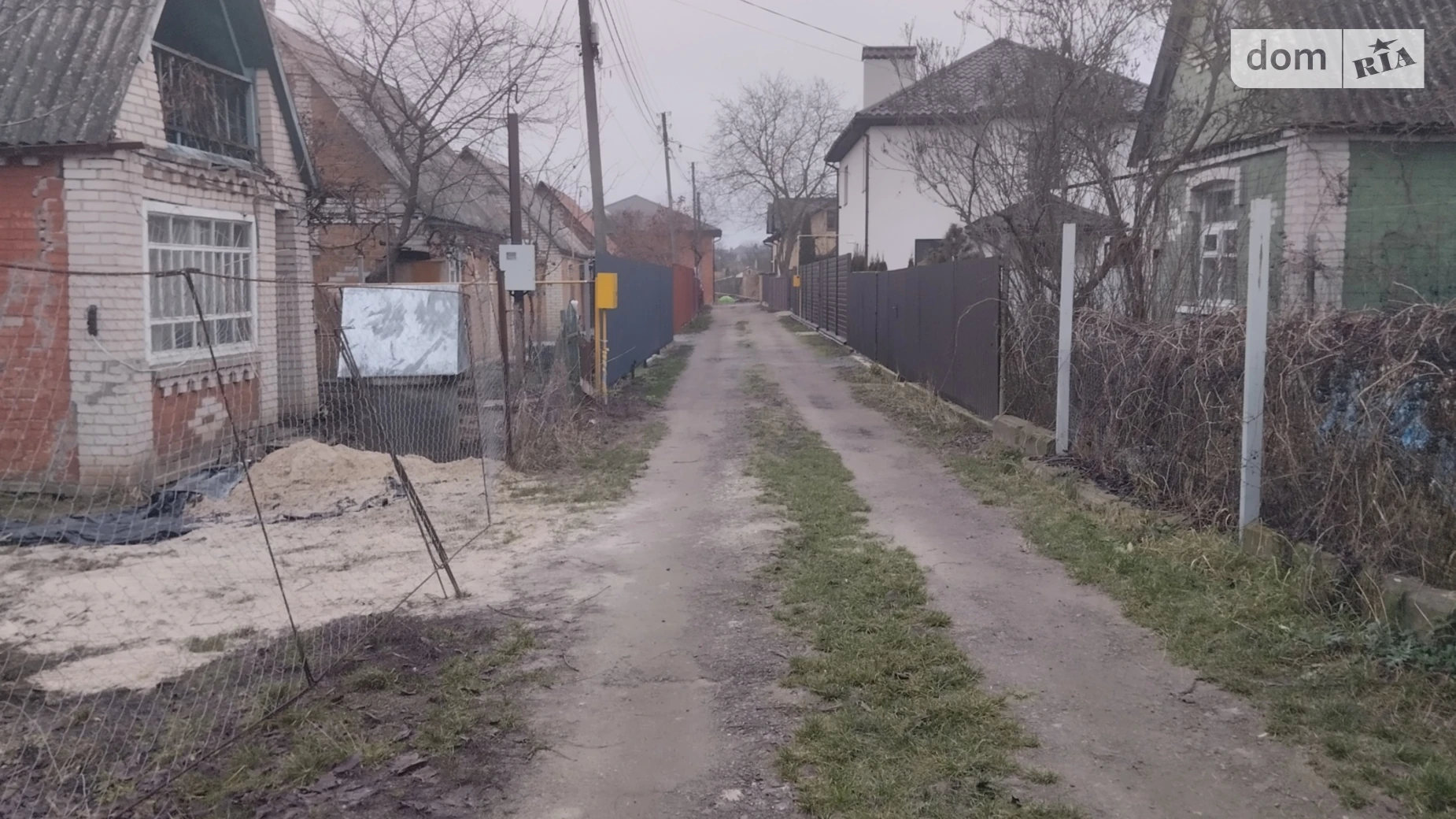 Продается дом на 2 этажа 39 кв. м с садом, цена: 33000 $ - фото 2