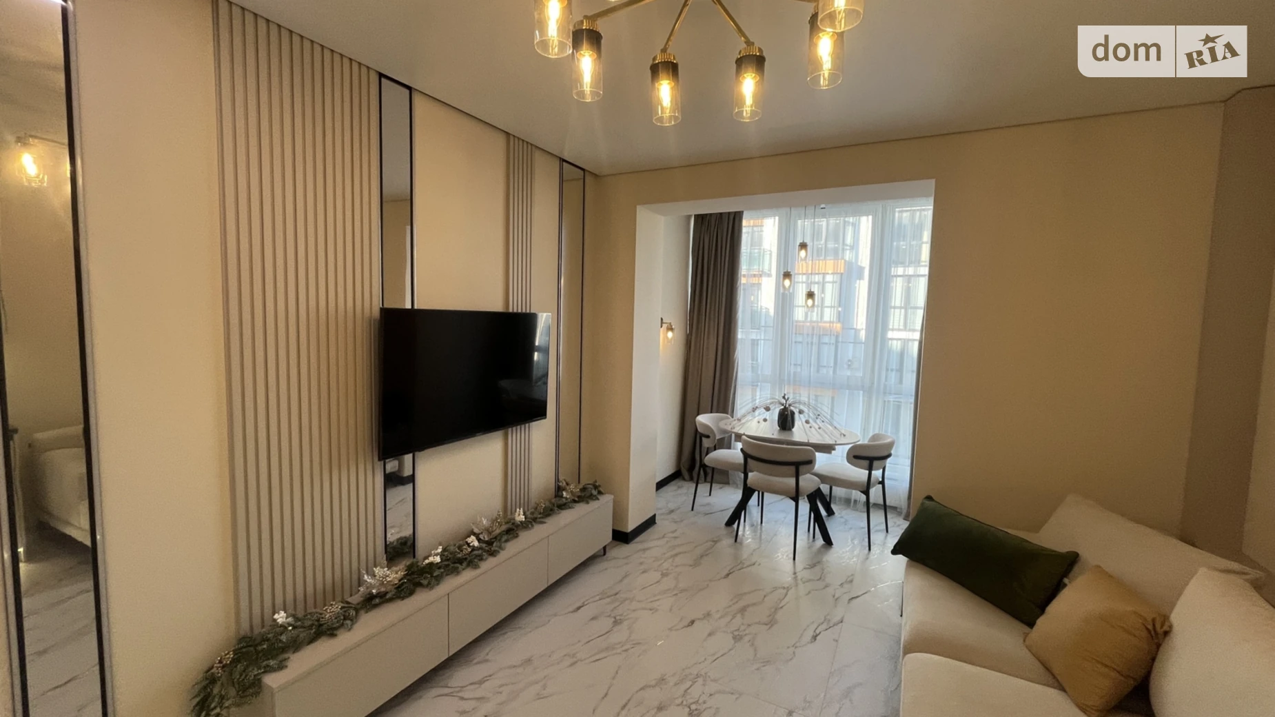 Продается 2-комнатная квартира 65 кв. м в Ивано-Франковске, ул. Гетьмана Ивана Мазепы, 164 КОРПУС 5 - фото 5