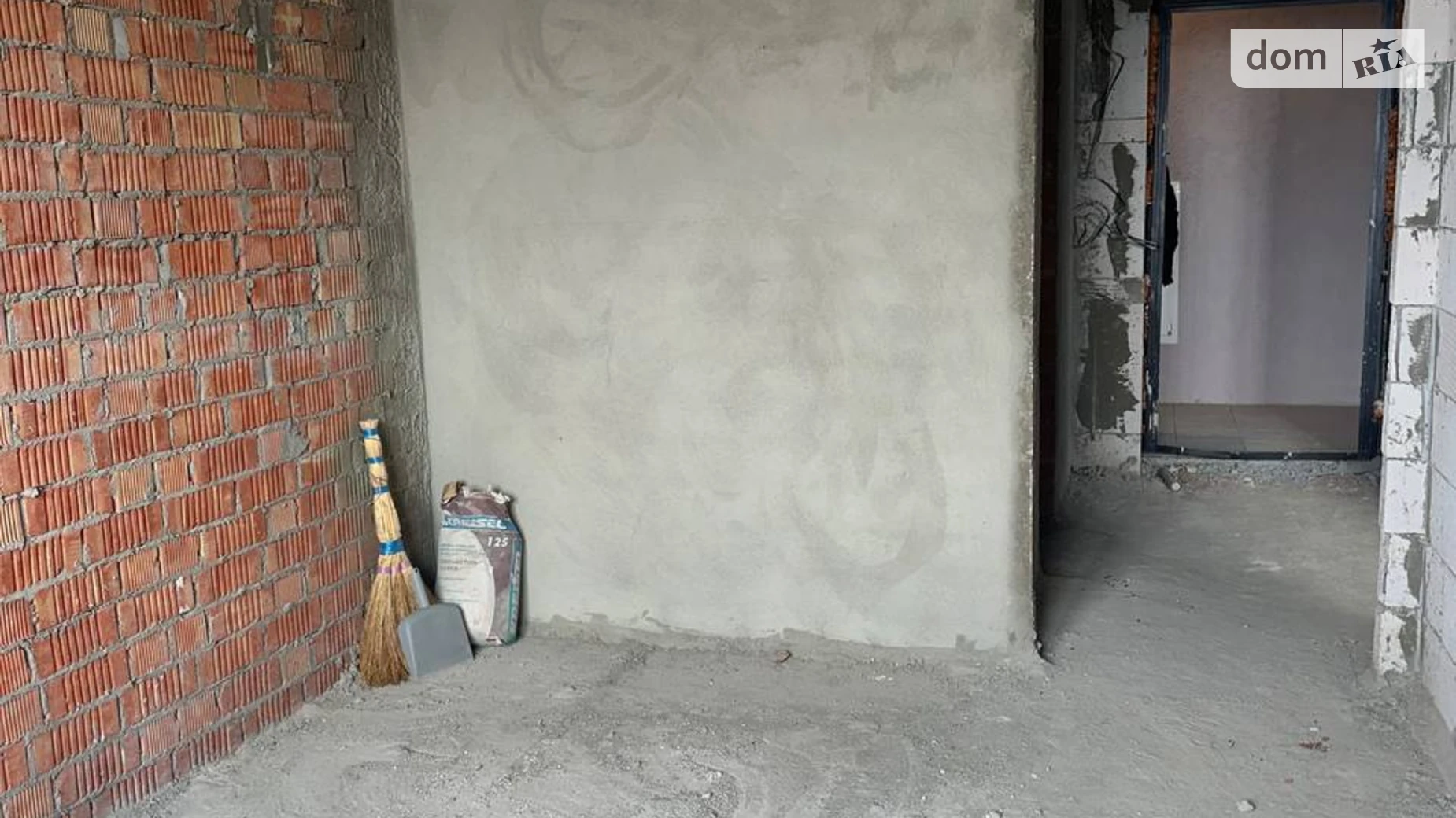 Продается 1-комнатная квартира 46.7 кв. м в Николаеве, ул. Мостостроителей, 18 - фото 2