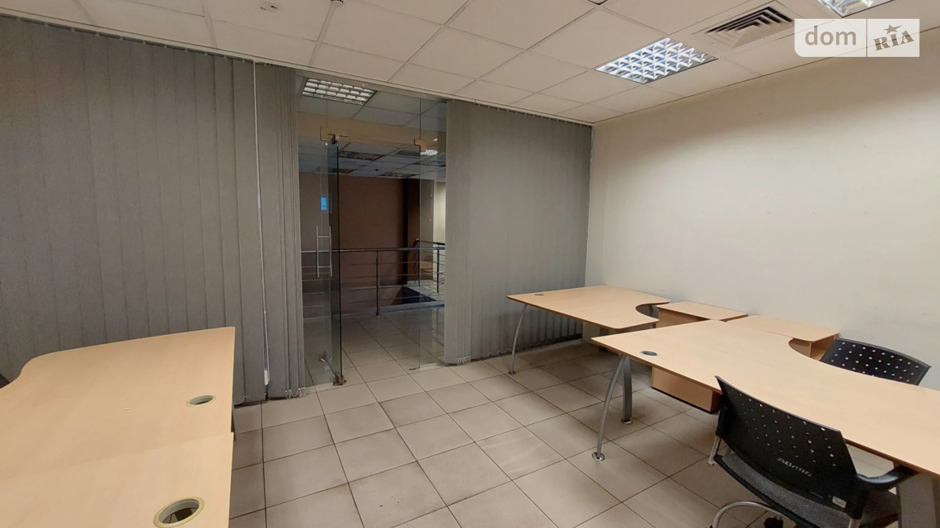 Сдается в аренду помещения свободного назначения 20 кв. м в 3-этажном здании, цена: 5000 грн - фото 4