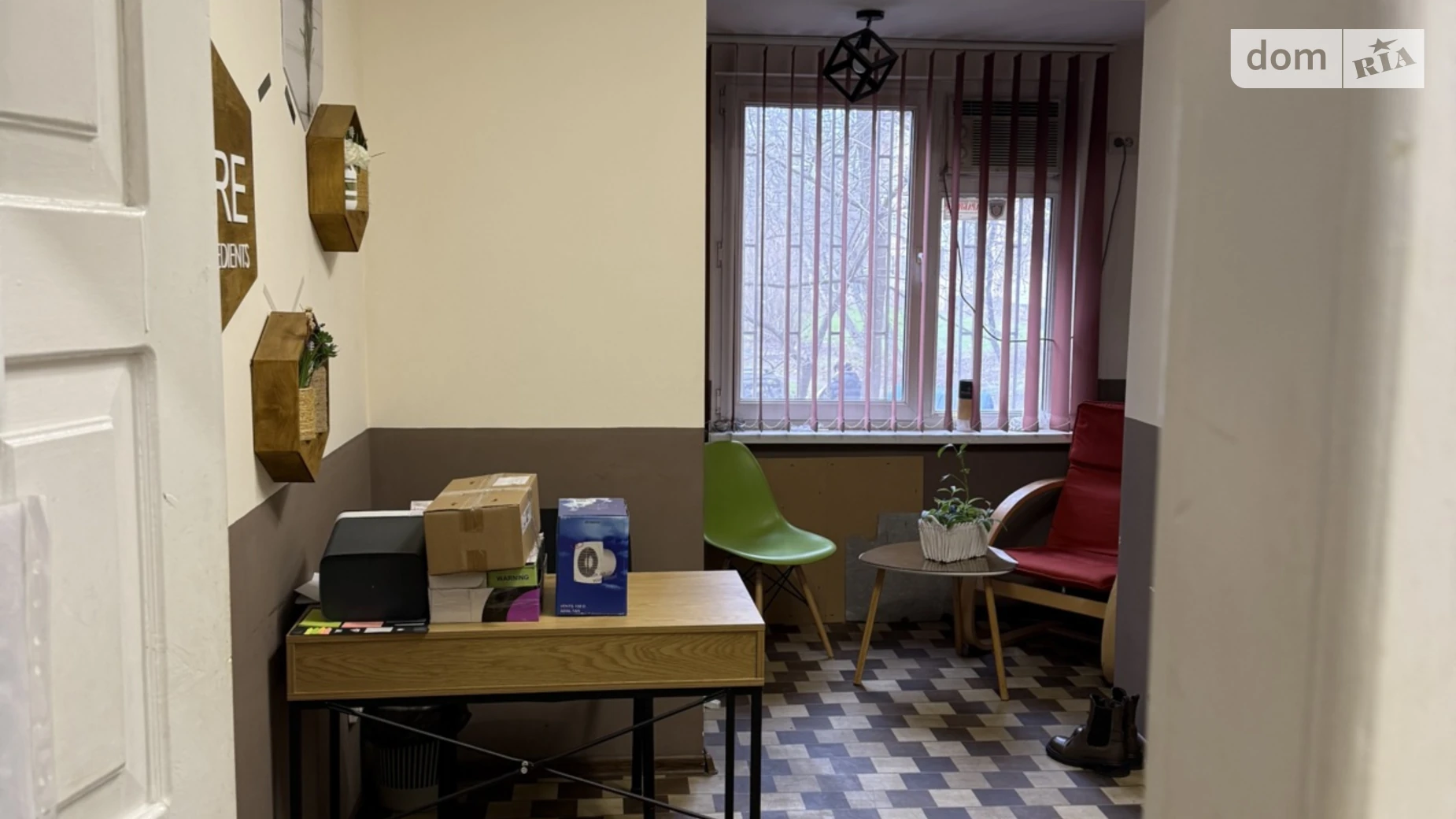 Здається в оренду офіс 65 кв. м в бізнес-центрі, цена: 400 $ - фото 2