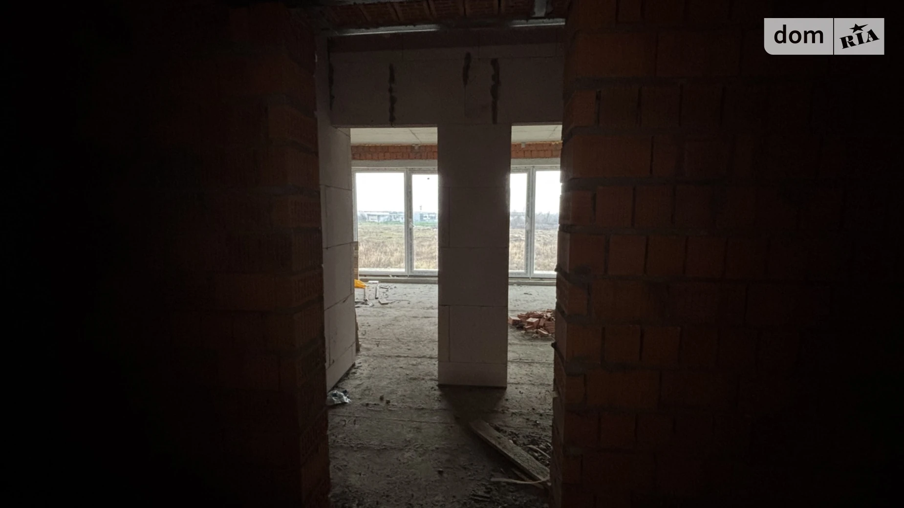 Продается 2-комнатная квартира 61.86 кв. м в Минае, пер. Парковый, 3А - фото 2