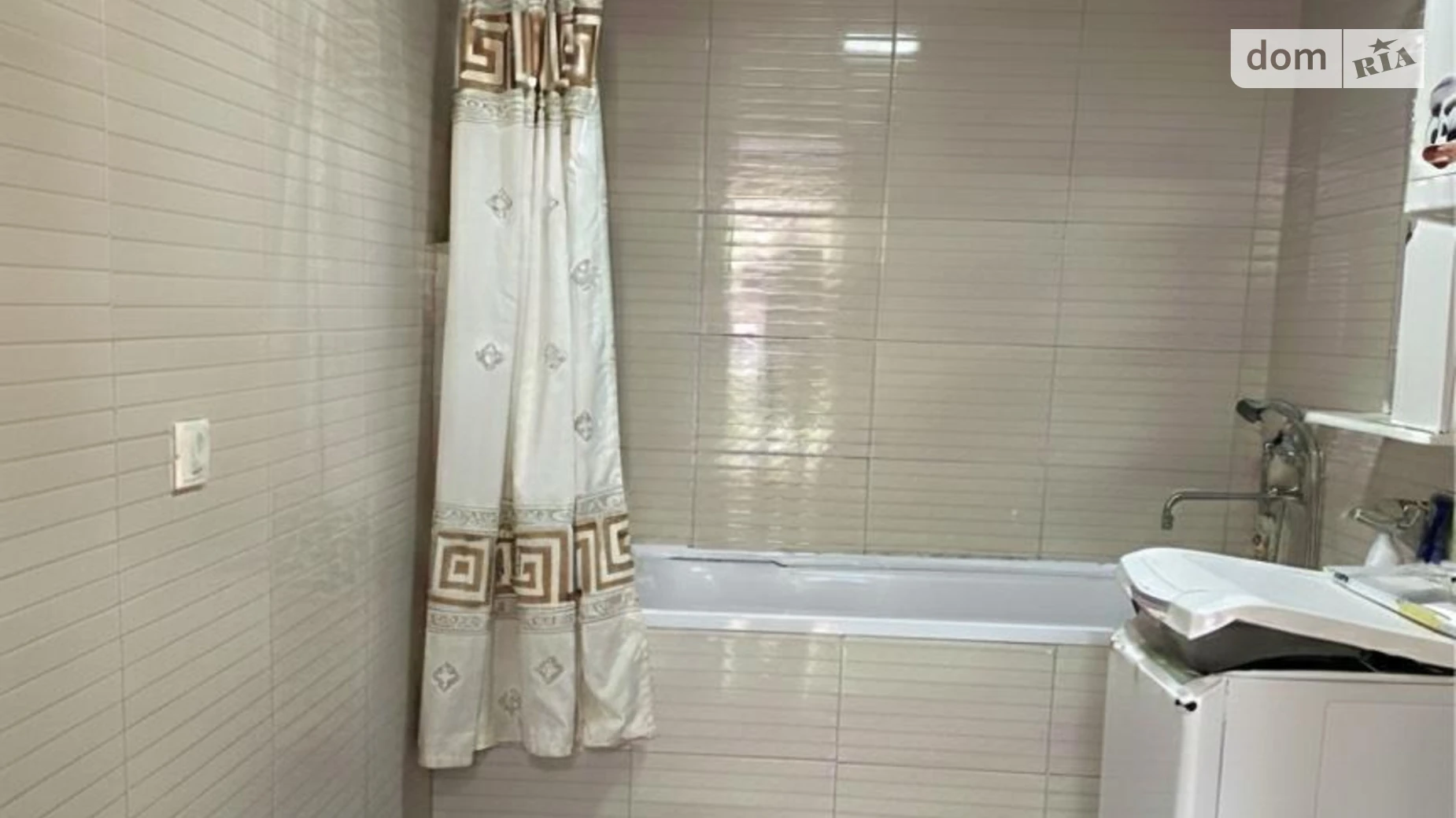 Продается дом на 2 этажа 60.6 кв. м с садом, цена: 49000 $ - фото 4