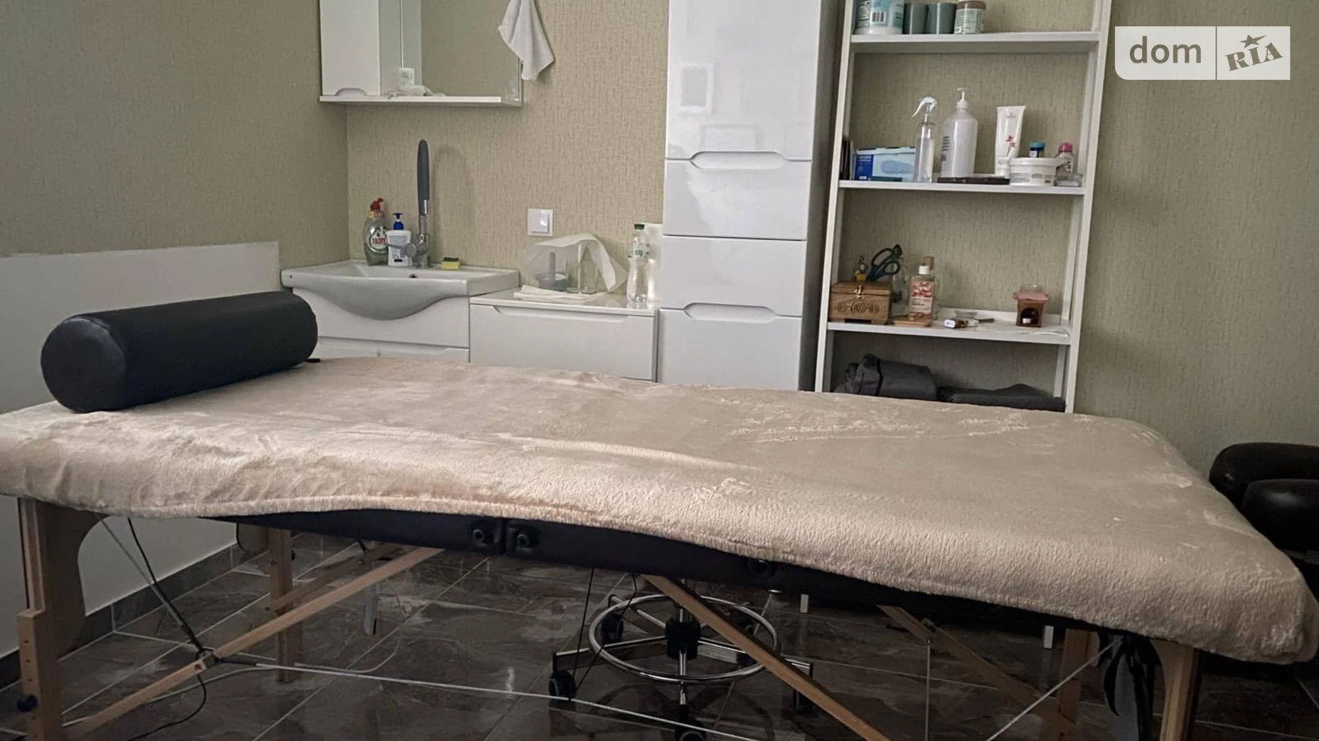 Продается объект сферы услуг 55.7 кв. м в 10-этажном здании, цена: 58900 $ - фото 5