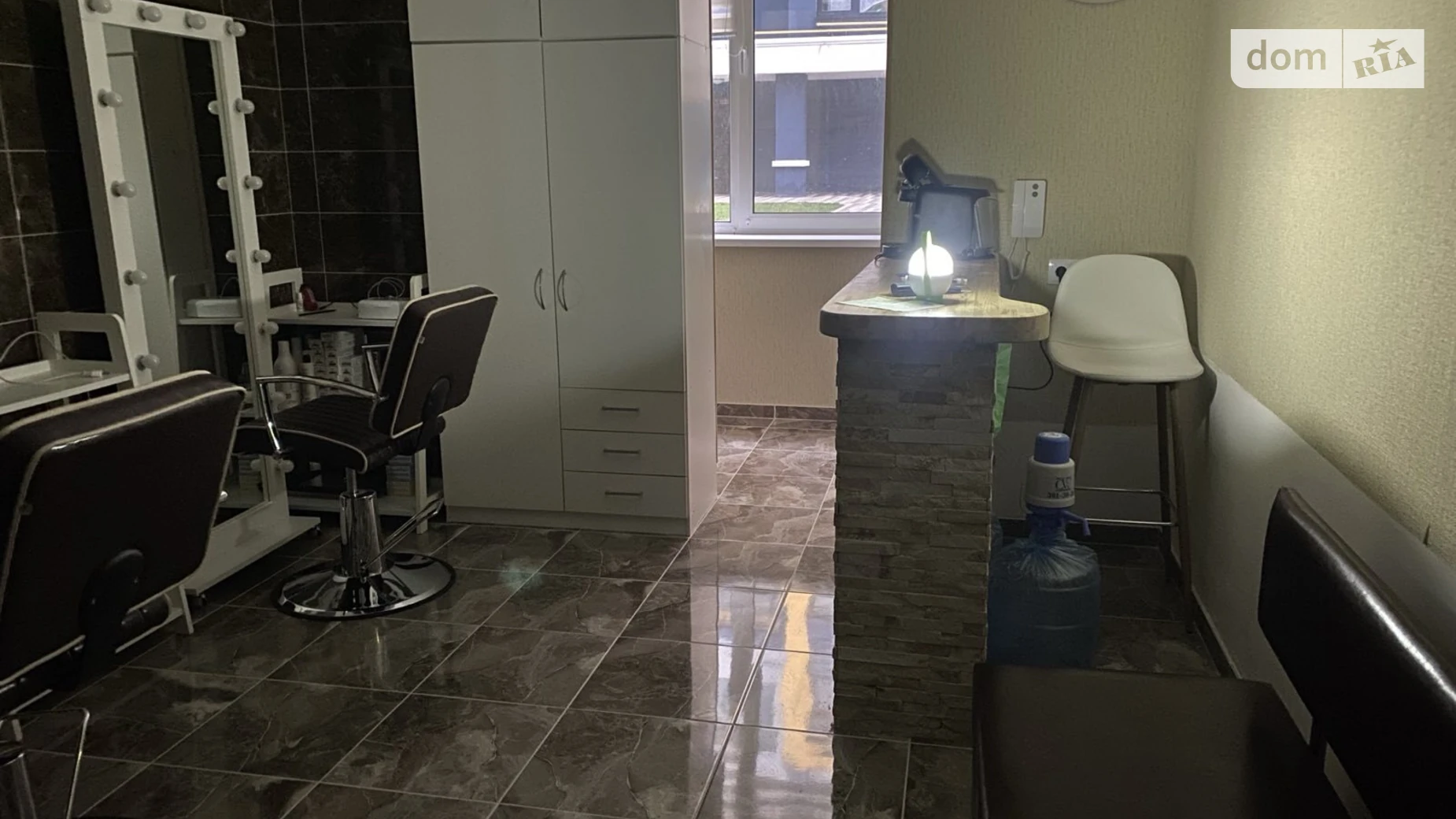 Продается объект сферы услуг 55.7 кв. м в 10-этажном здании, цена: 58900 $ - фото 3