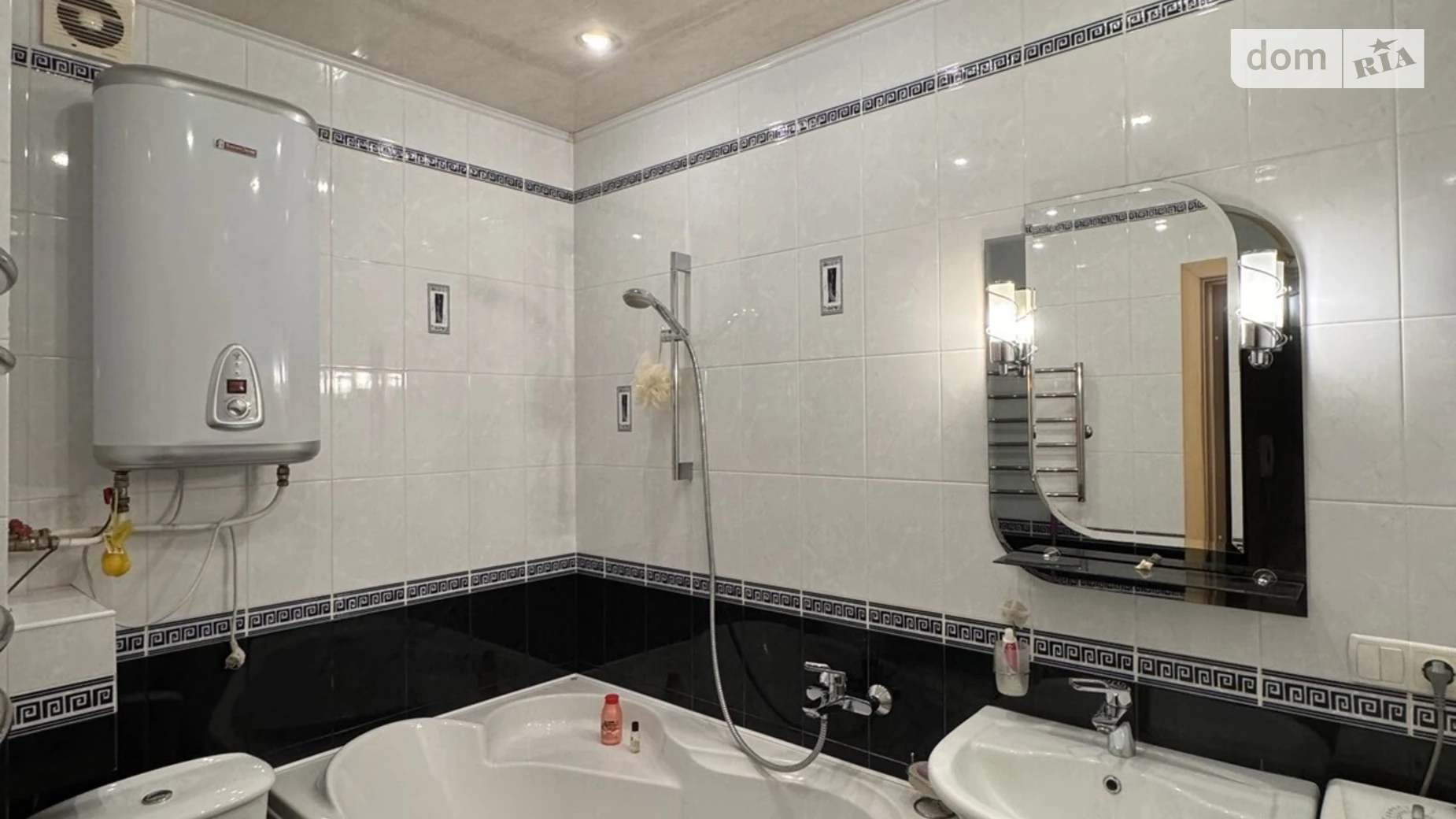 Продается 3-комнатная квартира 64.3 кв. м в Харькове, ул. Гвардейцев-Широнинцев, 62 - фото 3