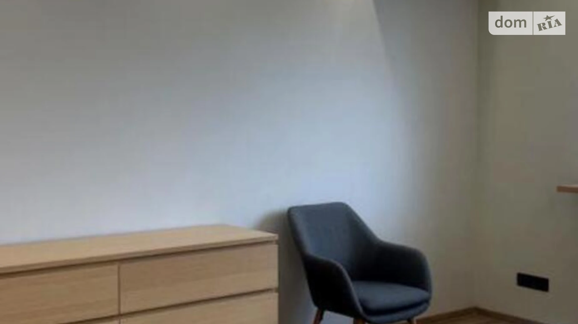 Продается 1-комнатная квартира 44 кв. м в Киеве, ул. Андрея Аболмасова(Панельная), 4 - фото 4