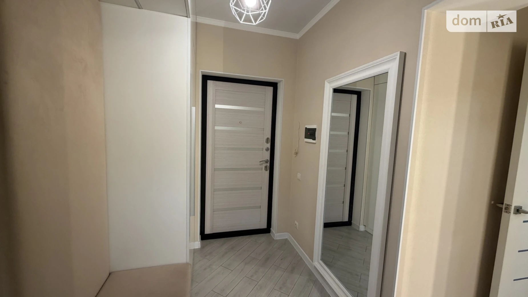 Продается 1-комнатная квартира 49 кв. м в Виннице, ул. Праведников мира(Максимовича), 45А - фото 3