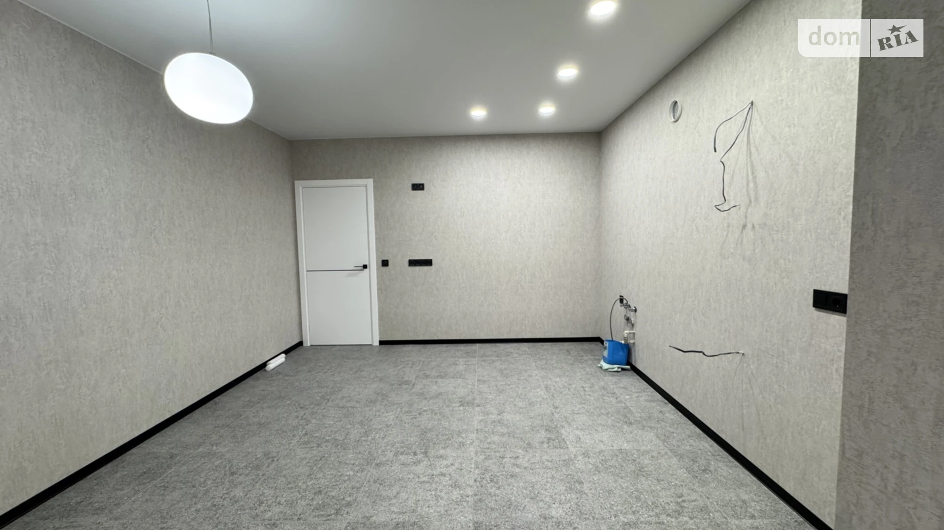 Продается 2-комнатная квартира 70 кв. м в Слобожанском, ул. Семейная, 5 - фото 4