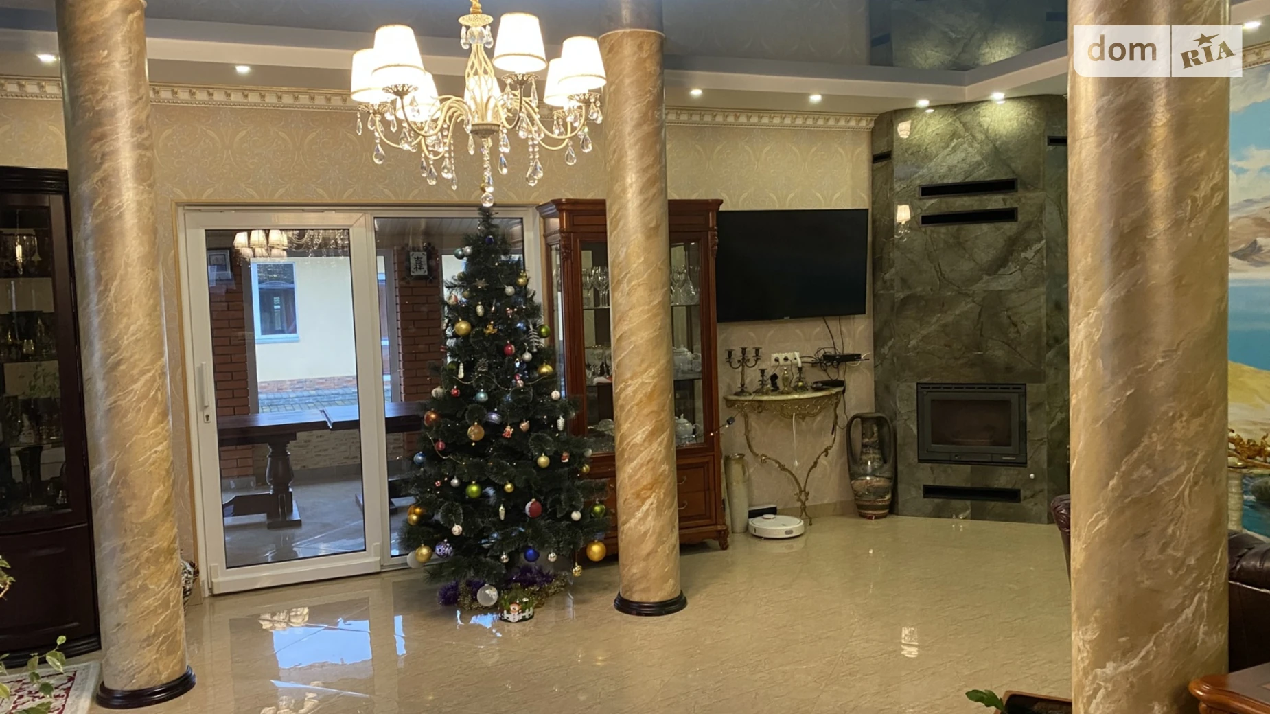 Продается дом на 2 этажа 360 кв. м с камином, цена: 390000 $ - фото 4