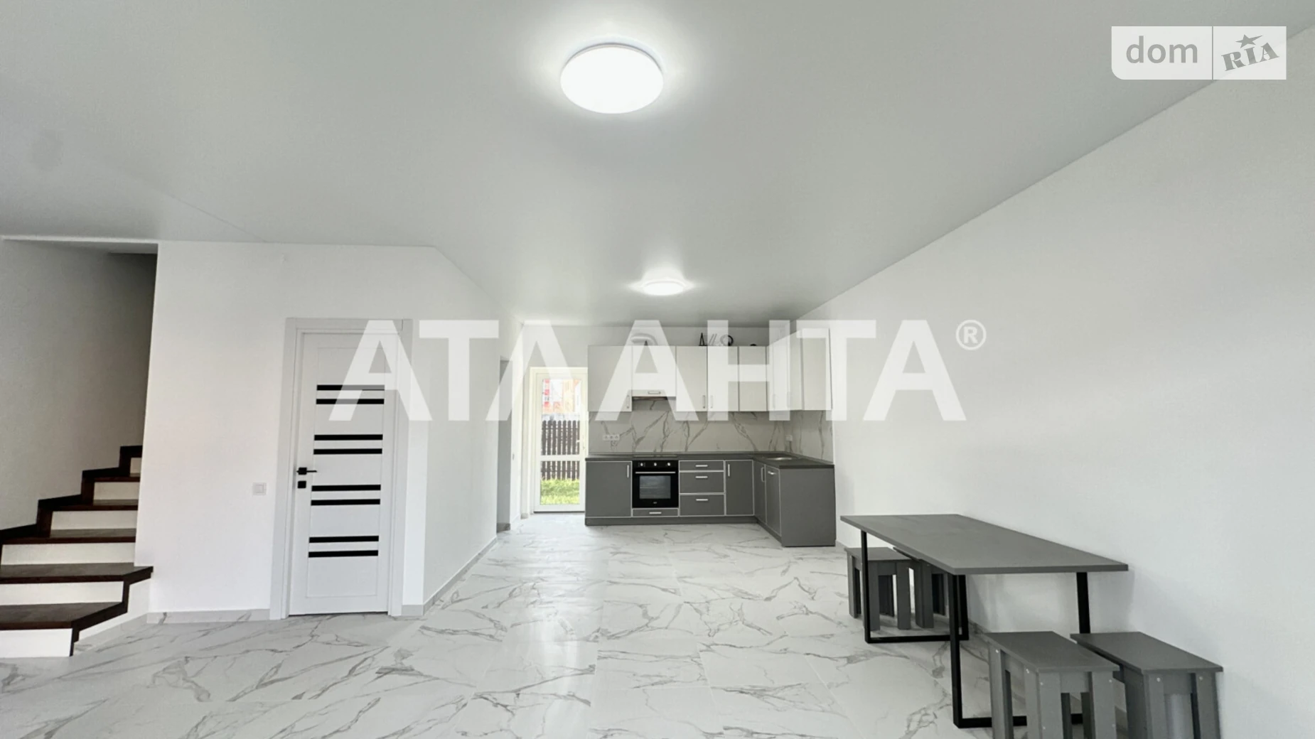 Продается дом на 2 этажа 94 кв. м с верандой, цена: 113000 $ - фото 2
