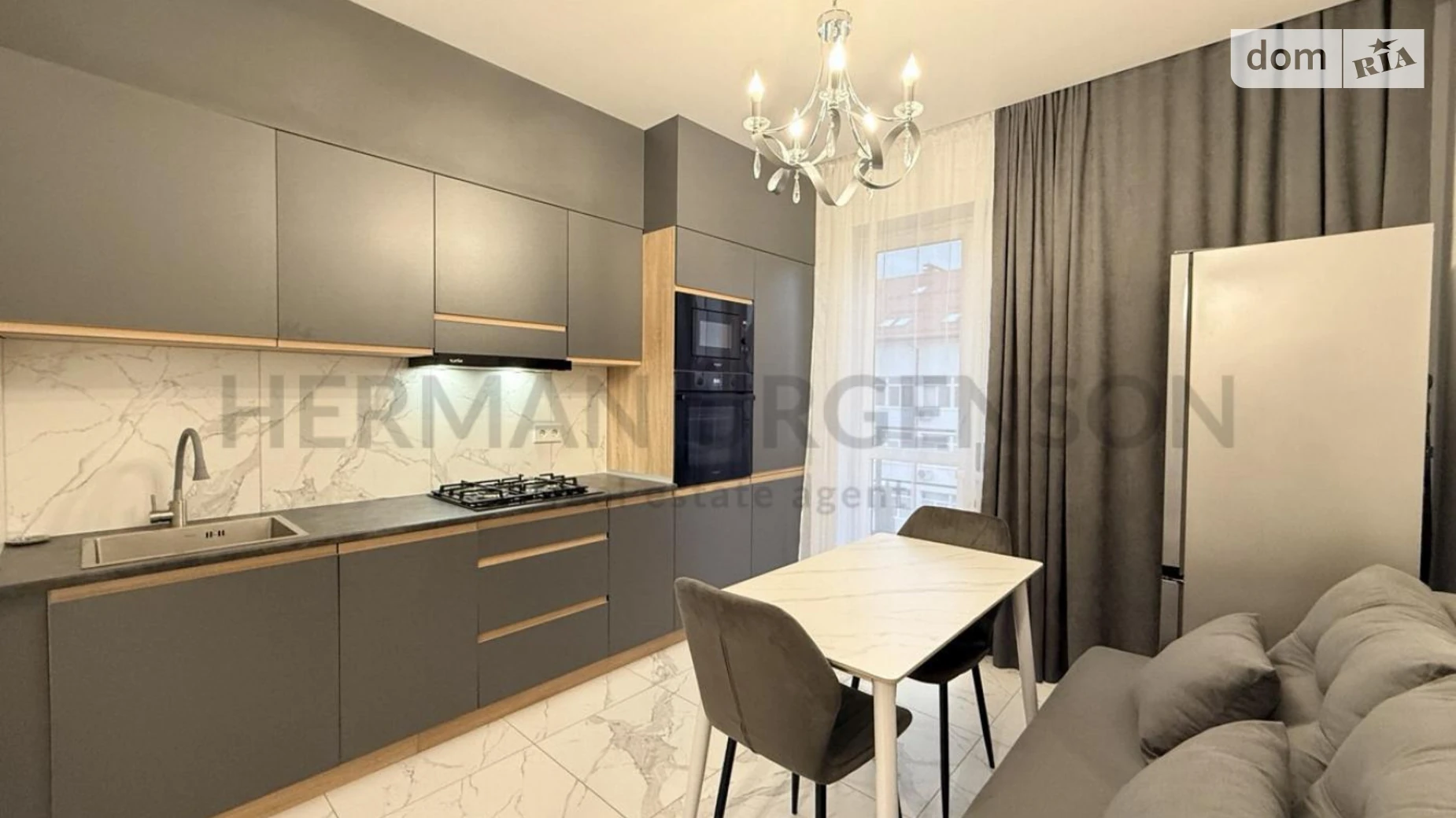 Продается 1-комнатная квартира 40 кв. м в Ужгороде, ул. Енковская - фото 3