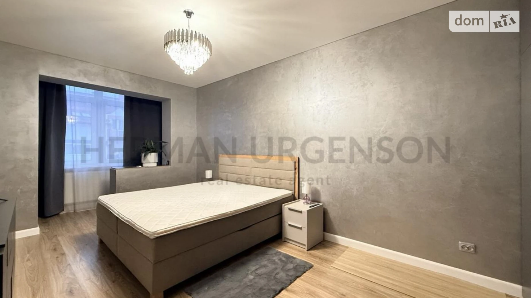 Продается 1-комнатная квартира 40 кв. м в Ужгороде, ул. Енковская - фото 4