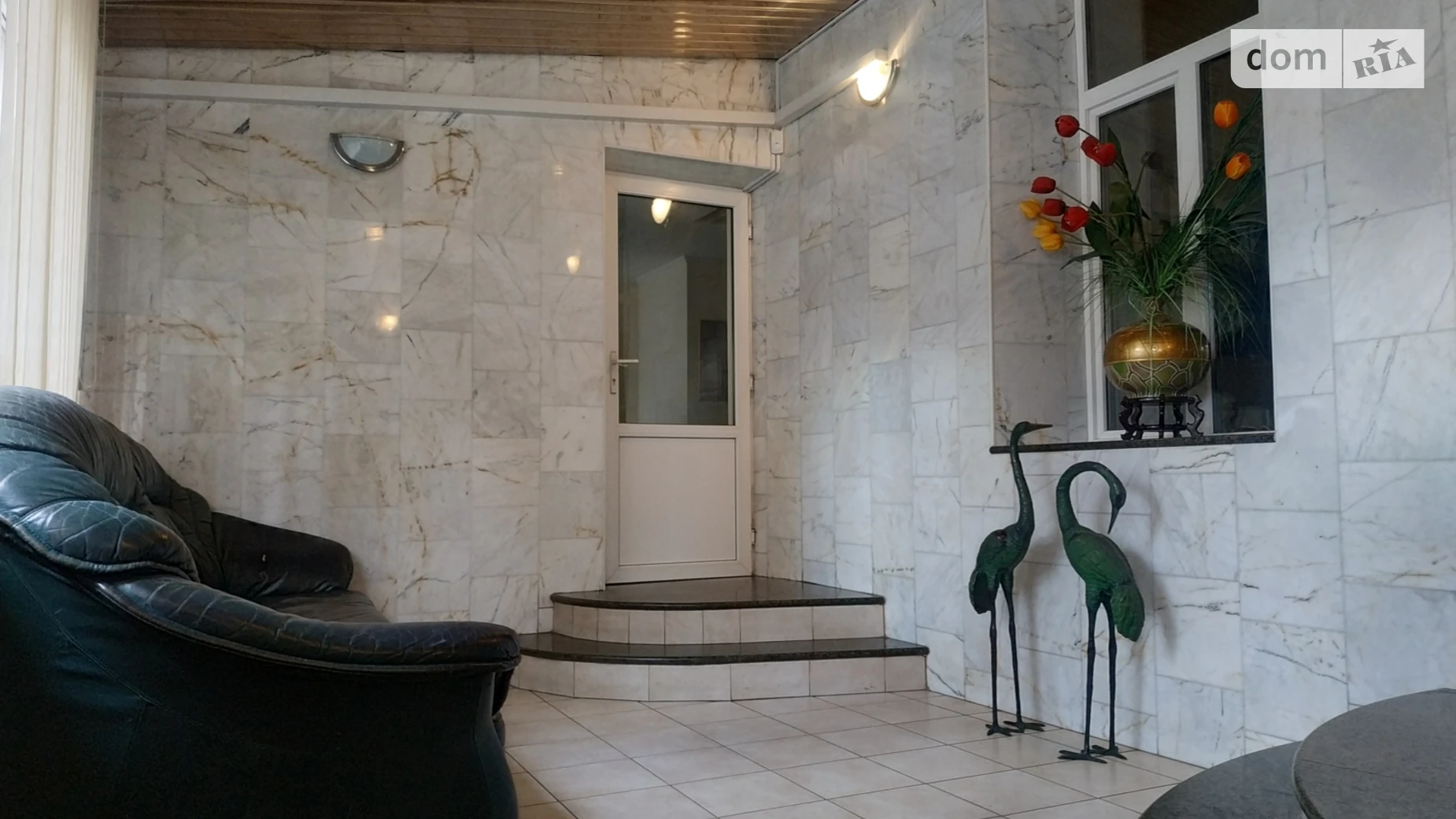 Сдается в аренду офис 90 кв. м в бизнес-центре, цена: 1000 $ - фото 2