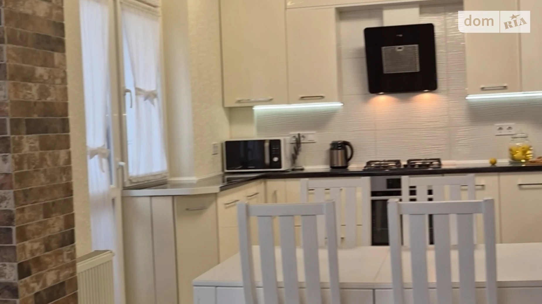 Сдается в аренду 2-комнатная квартира 90 кв. м в Львове, ул. Стуса Василия, 22А - фото 5