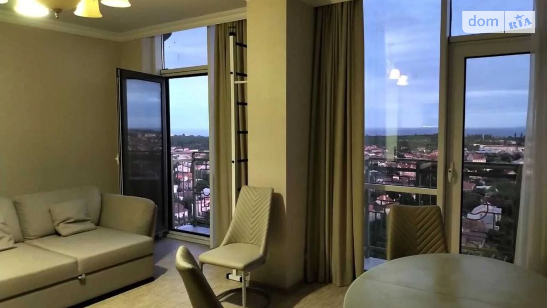 Сдается в аренду 1-комнатная квартира 65 кв. м в Одессе, ул. Жемчужная - фото 4