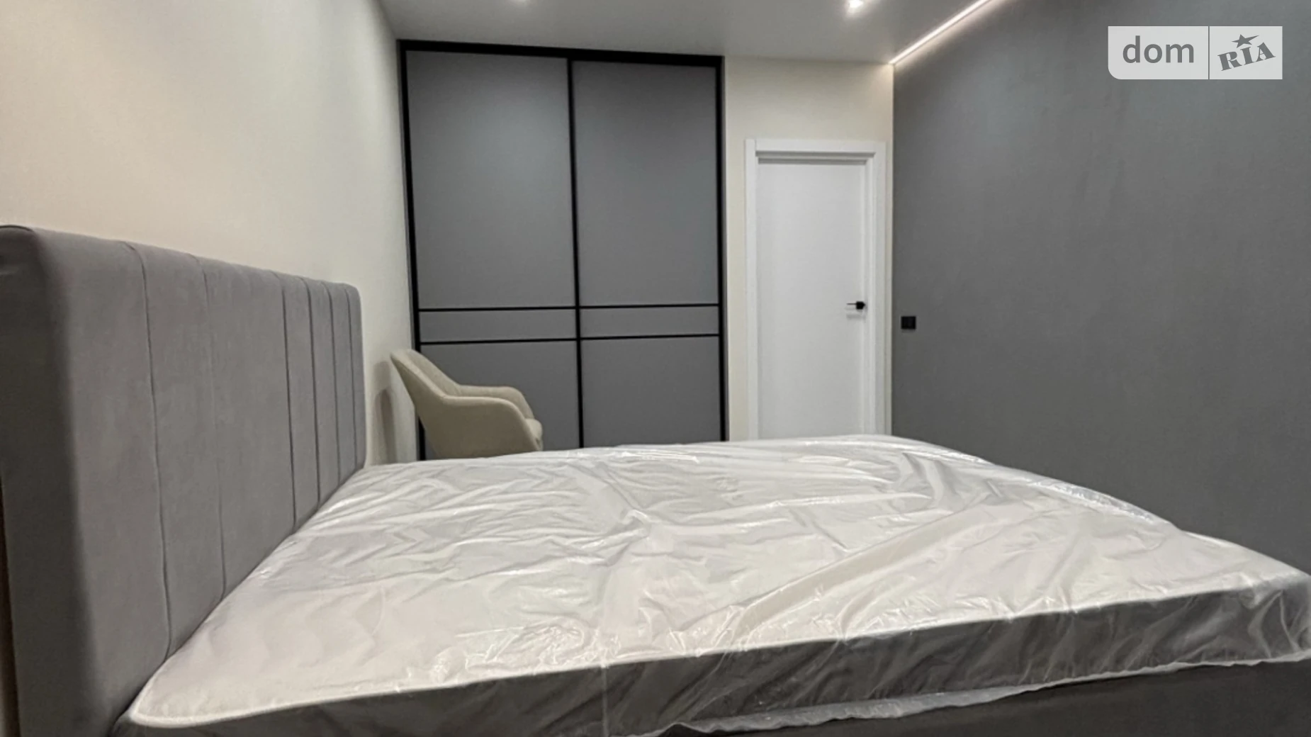 Продается 1-комнатная квартира 45 кв. м в Черкассах, ул. Казацкая, 17 - фото 2