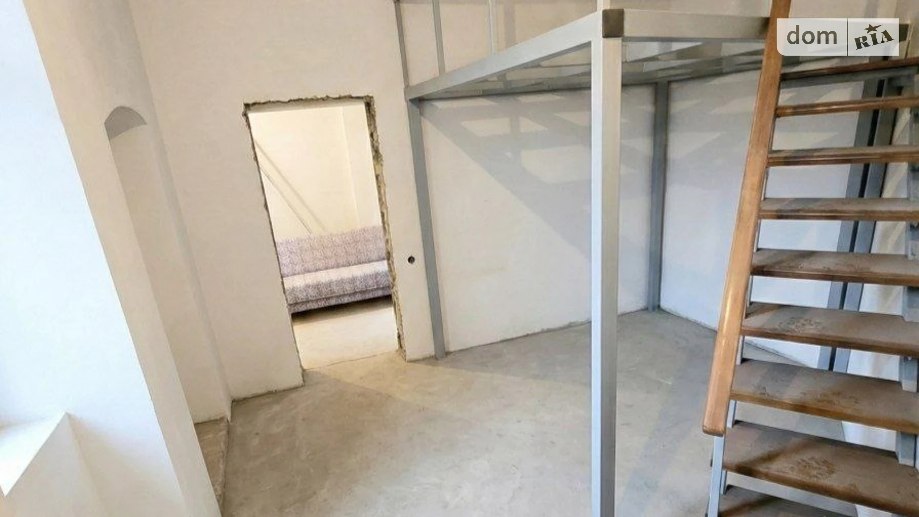 Продается 1-комнатная квартира 33 кв. м в Черновцах, ул. Шептицкого Андрея Митрополита - фото 2