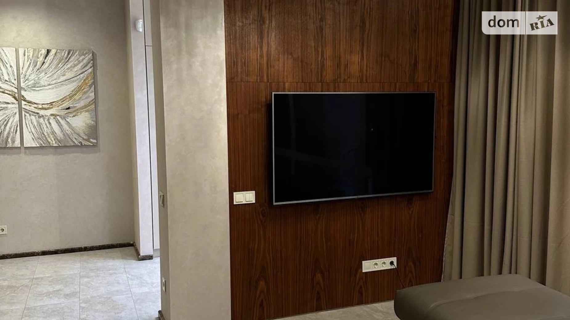 Сдается в аренду дом на 2 этажа 200 кв. м с верандой, цена: 4000 $ - фото 3