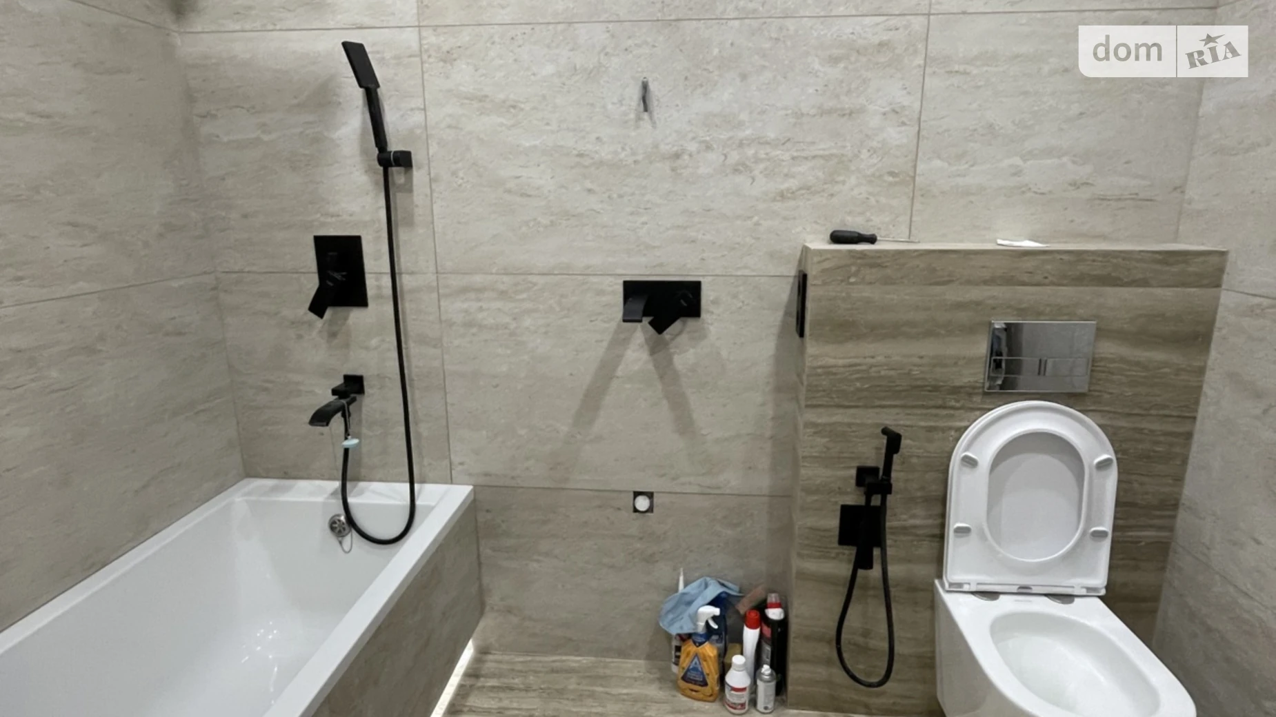 Продается 1-комнатная квартира 46 кв. м в Ужгороде, ул. Николая Бобяка, 8 - фото 4