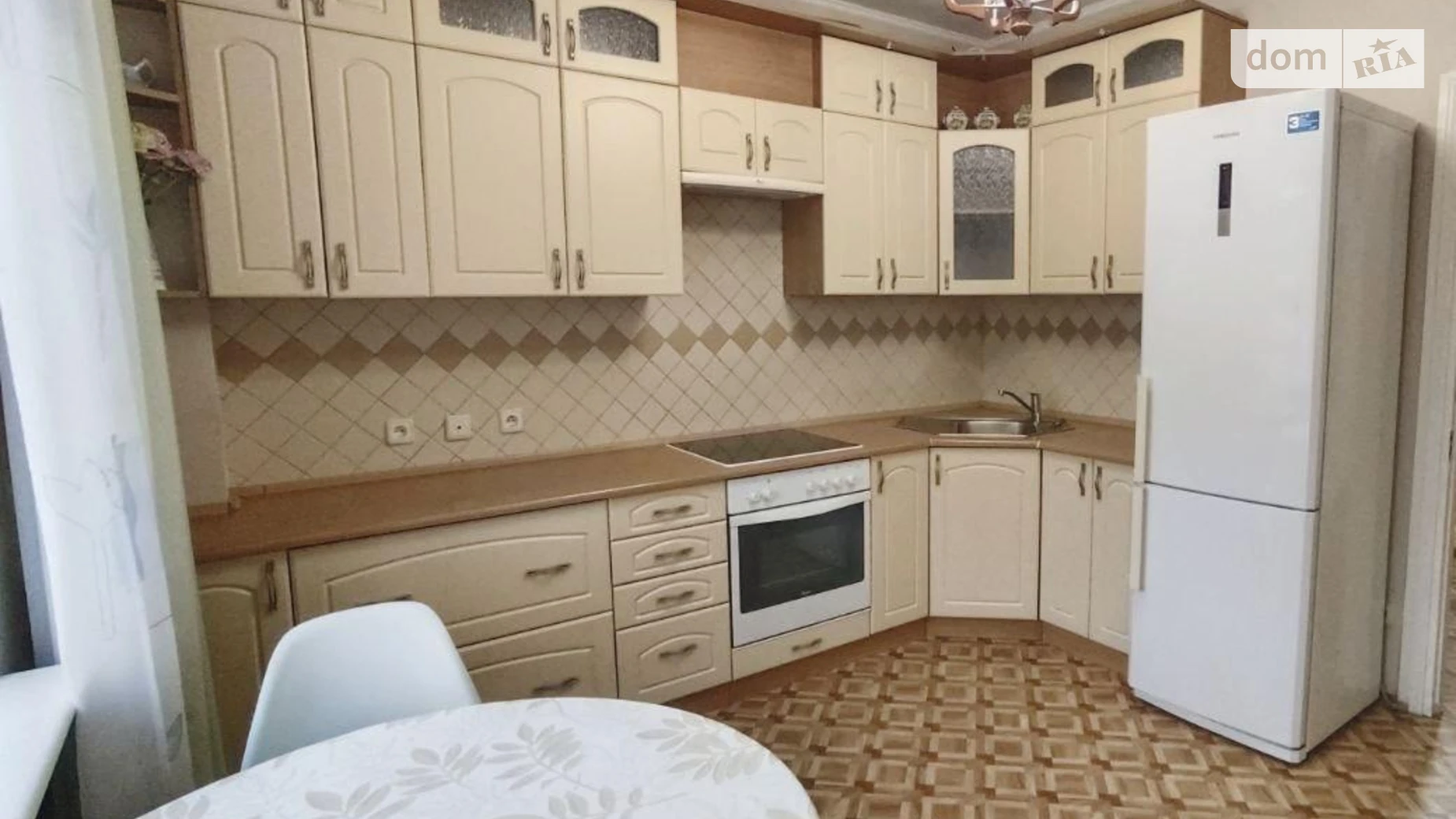 Продается 2-комнатная квартира 67.9 кв. м в Киеве, ул. Академика Булаховского, 5Г - фото 2