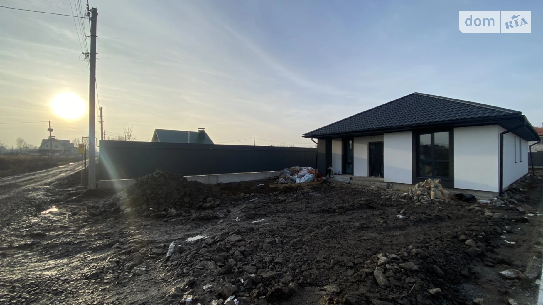 Продается одноэтажный дом 105 кв. м с подвалом, цена: 93000 $ - фото 2