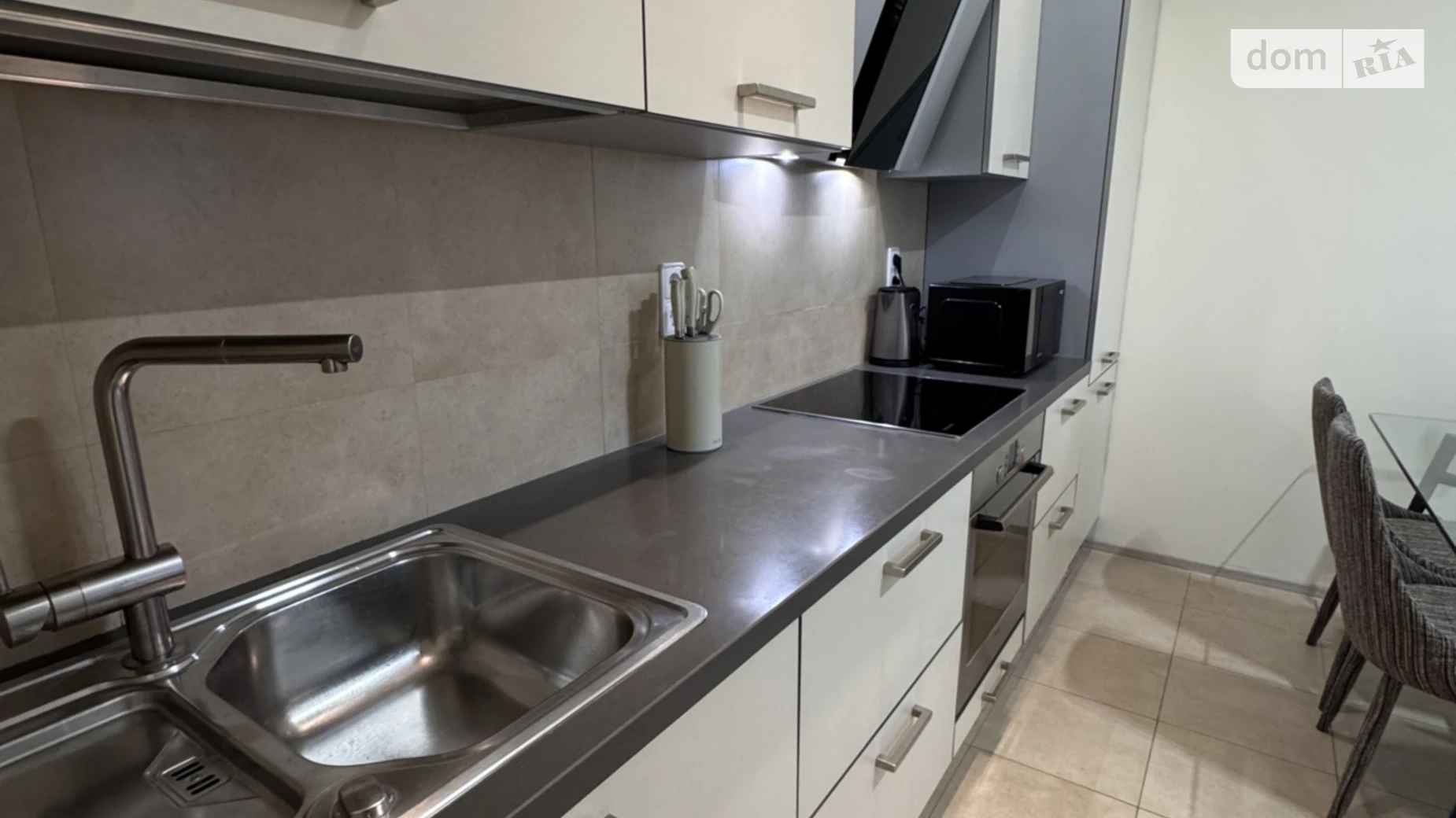 Сдается в аренду 1-комнатная квартира 68 кв. м в Киеве, ул. Жилянская, 30А - фото 4