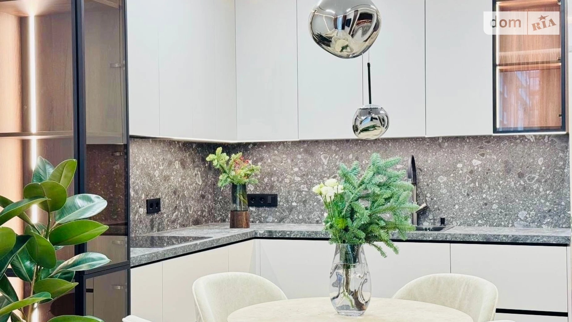 Продается 2-комнатная квартира 74 кв. м в Ужгороде, цена: 205000 $ - фото 5