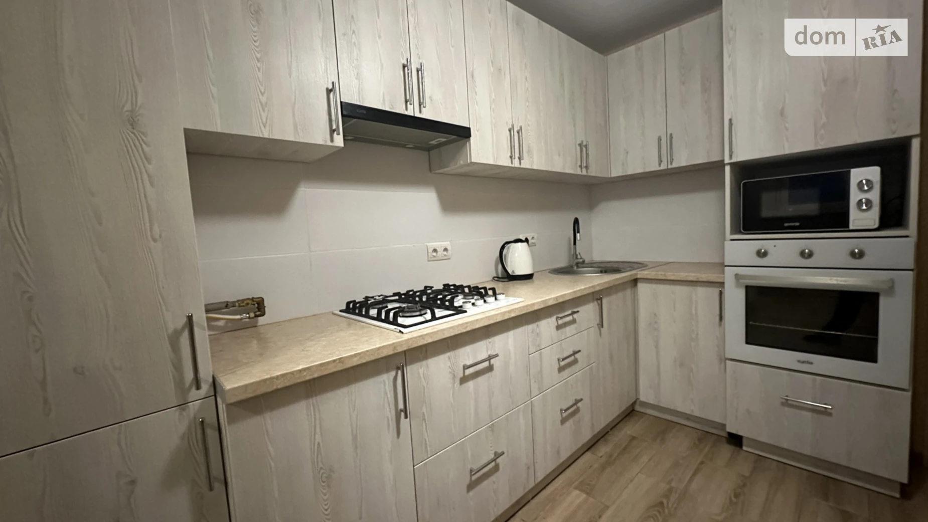 Продается 1-комнатная квартира 38 кв. м в Виннице, ул. Левка Лукьяненко(Ватутина), 137В - фото 3