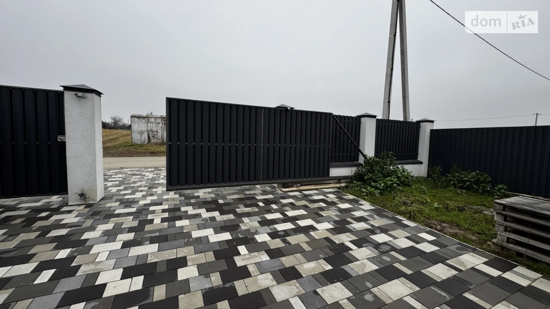 Продается дом на 2 этажа 130 кв. м с мансардой, цена: 104000 $ - фото 4