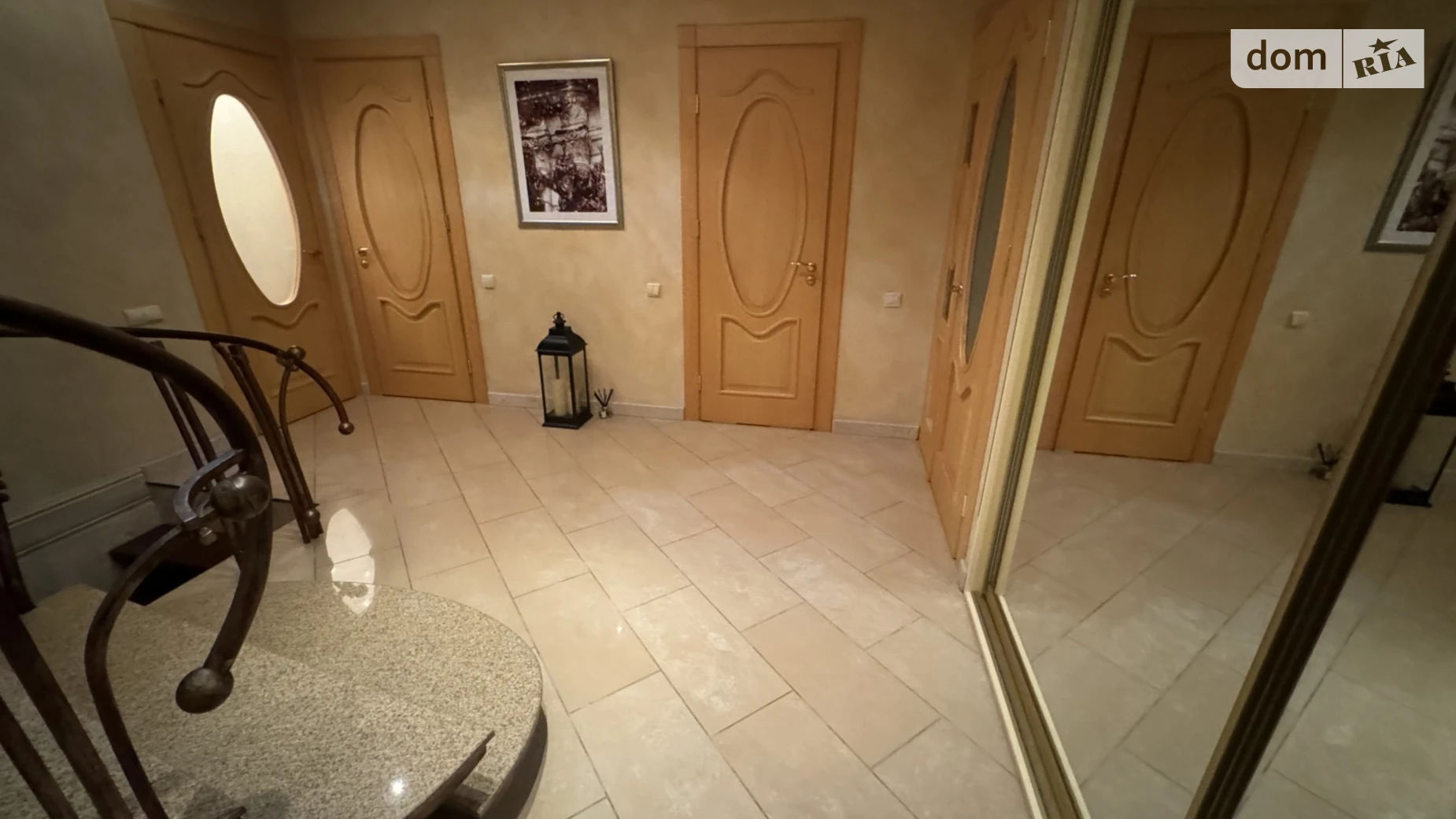 Продается дом на 2 этажа 301.3 кв. м с камином, цена: 280000 $ - фото 3