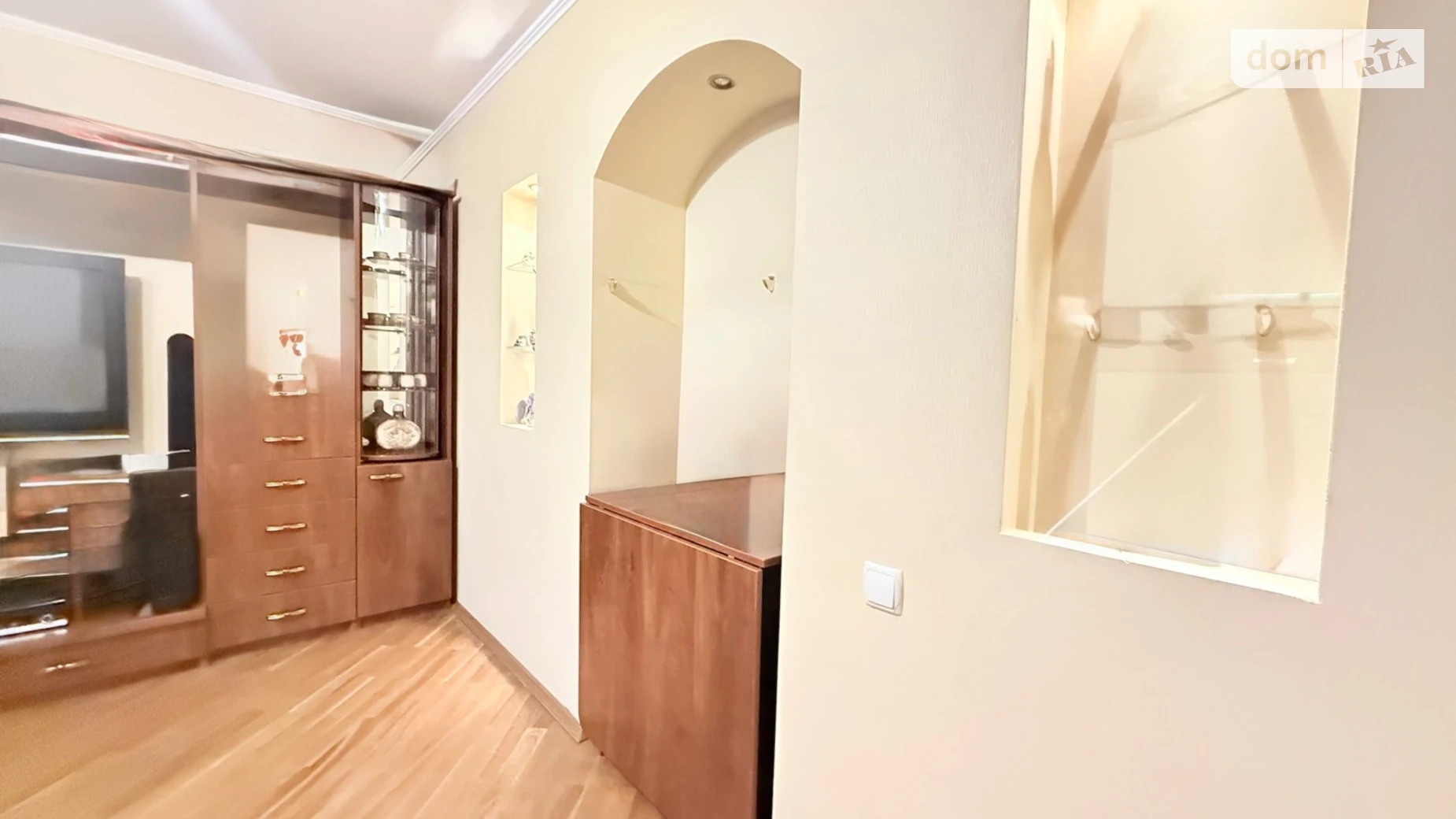 Продается 3-комнатная квартира 60.8 кв. м в Виннице, просп. Юности, 51 - фото 2