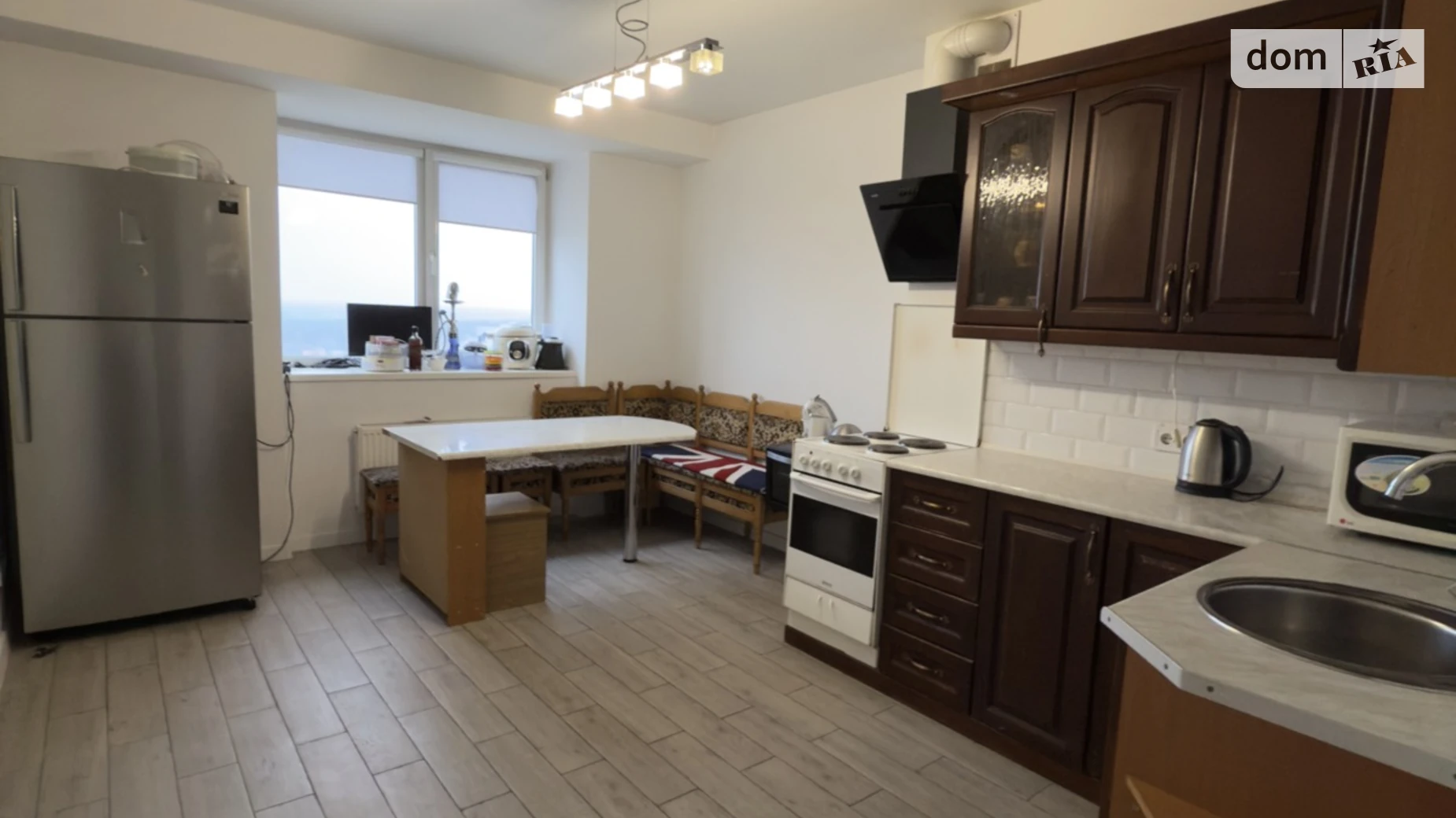 Продается 4-комнатная квартира 114.4 кв. м в Киеве, ул. Евгения Харченка, 47Б - фото 2