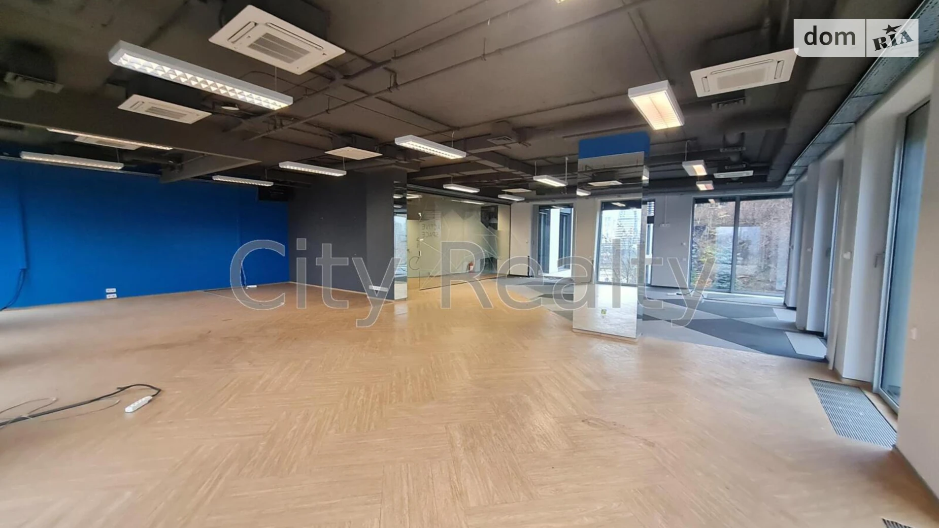 Сдается в аренду офис 490 кв. м в бизнес-центре, цена: 11270 $ - фото 2