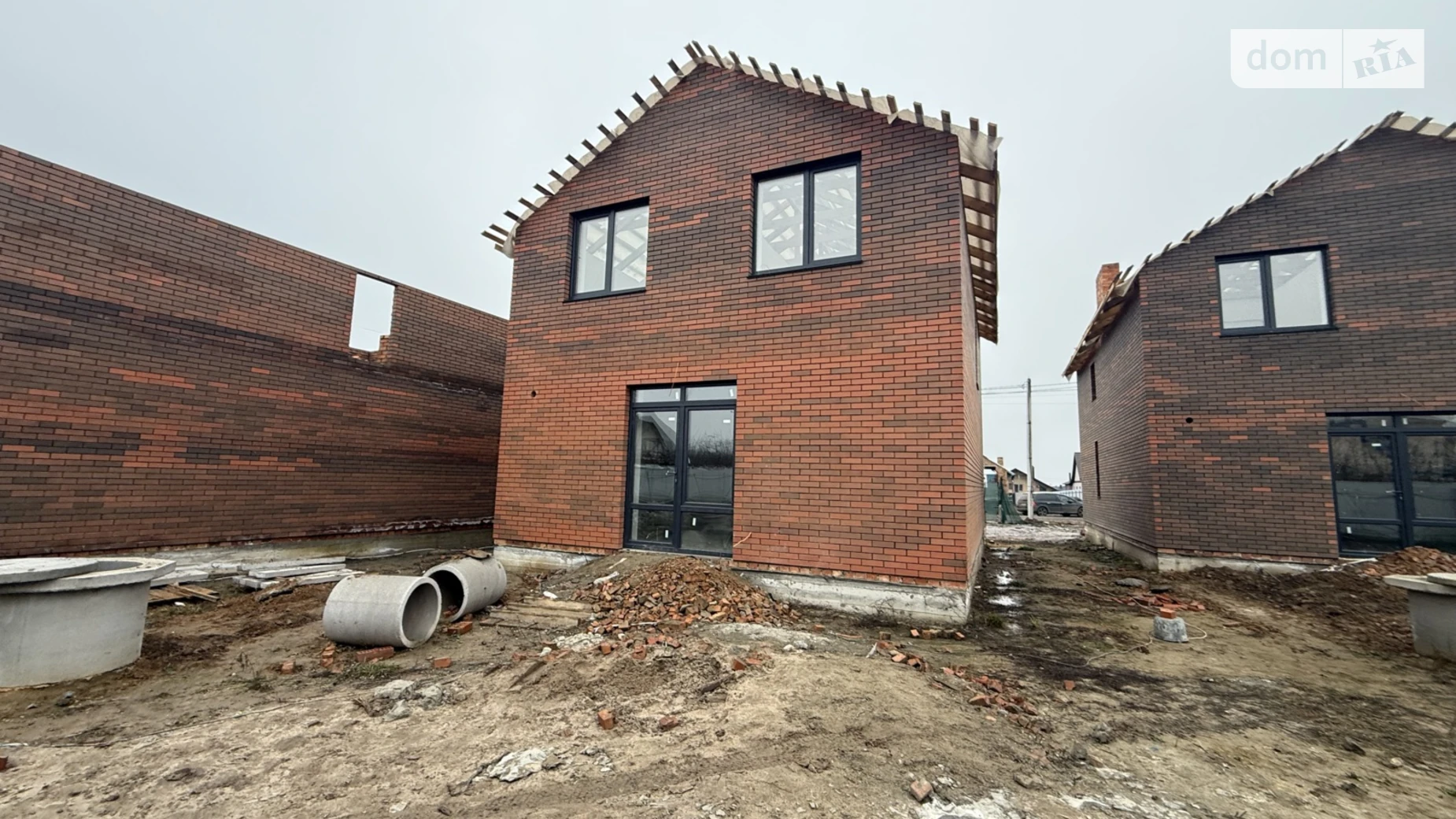 Продается дом на 2 этажа 110 кв. м с камином, цена: 88999 $ - фото 2