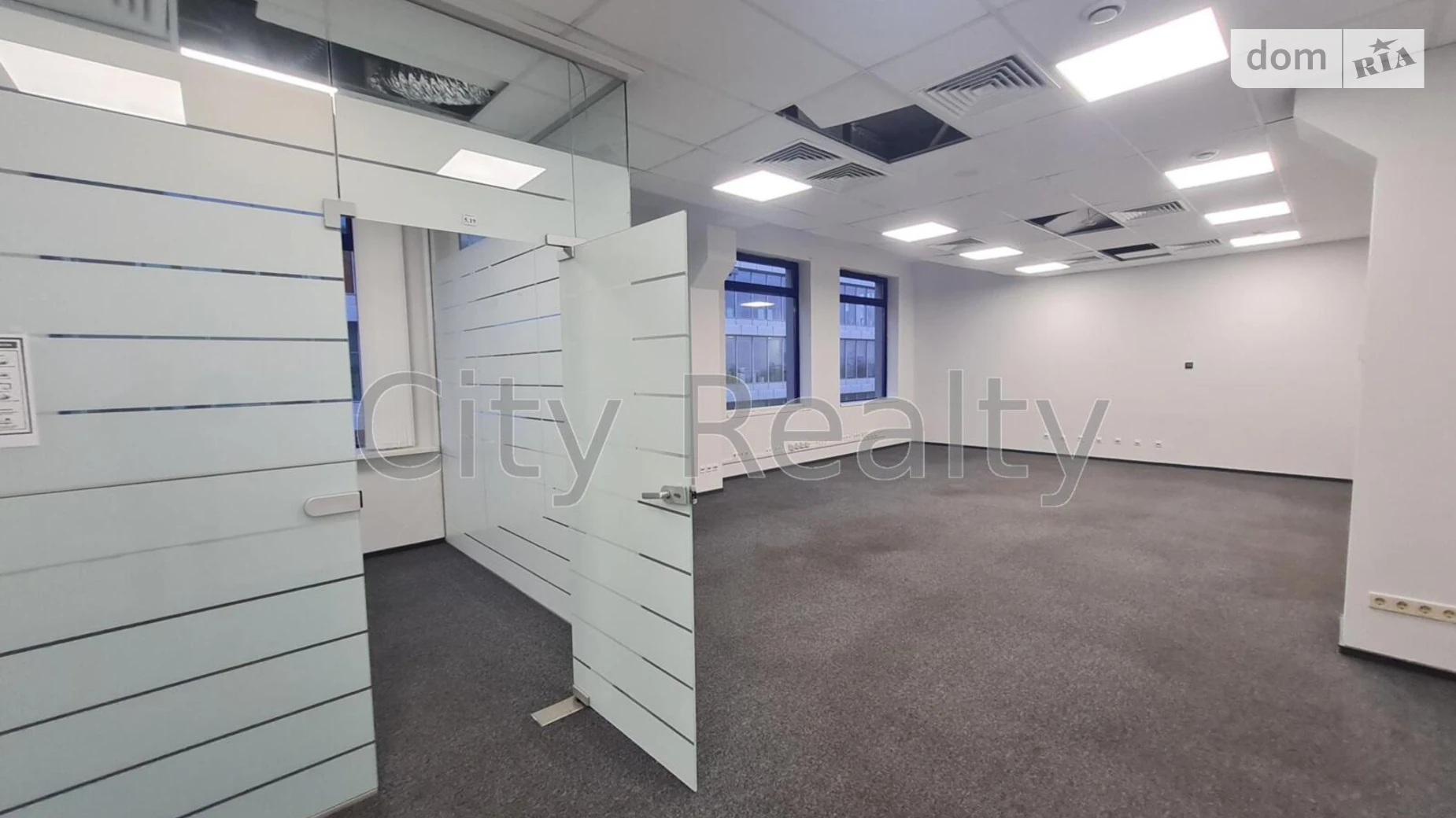 Сдается в аренду офис 924 кв. м в бизнес-центре, цена: 16632 $ - фото 2