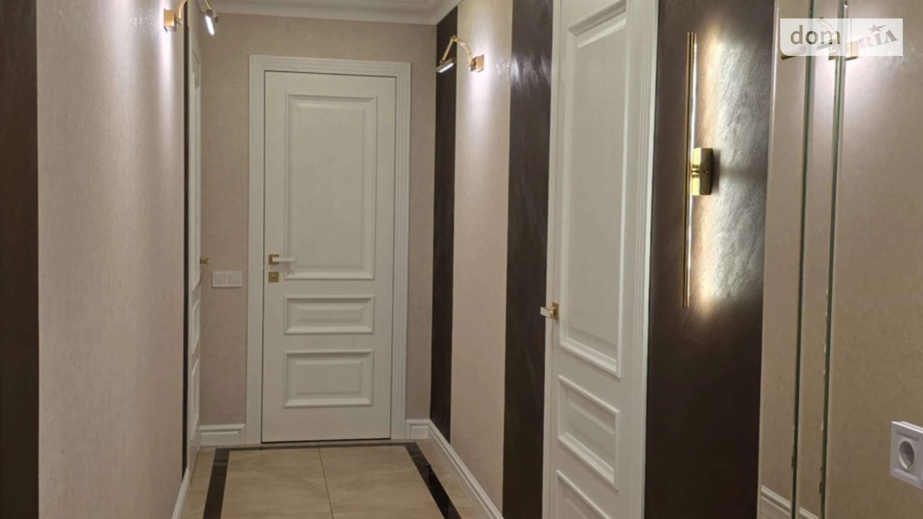 Продается 2-комнатная квартира 82 кв. м в Виннице, ул. Келецкая, 71 - фото 3