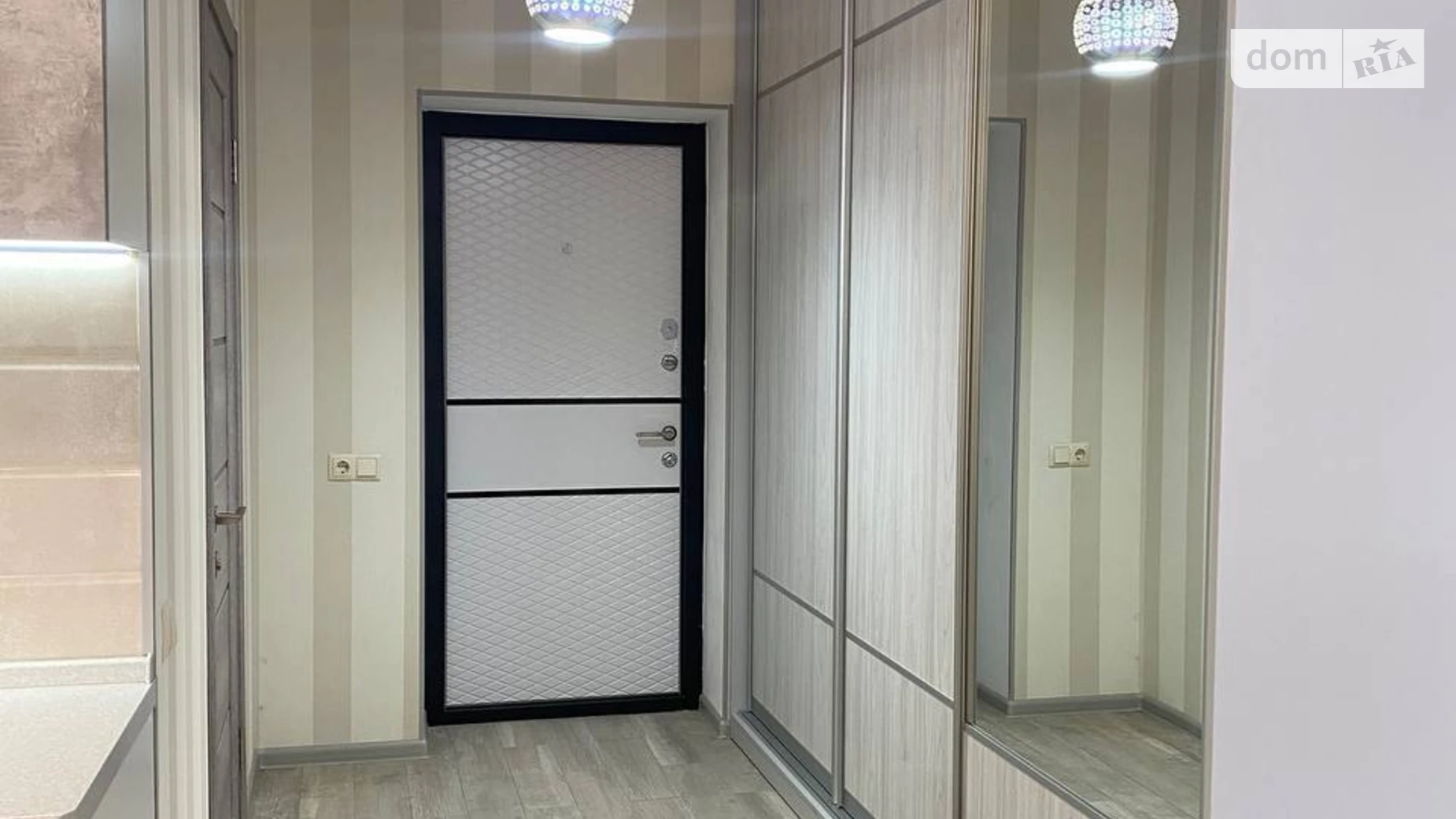 Продается 1-комнатная квартира 39 кв. м в Харькове, ул. Академика Барабашова, 10В - фото 5