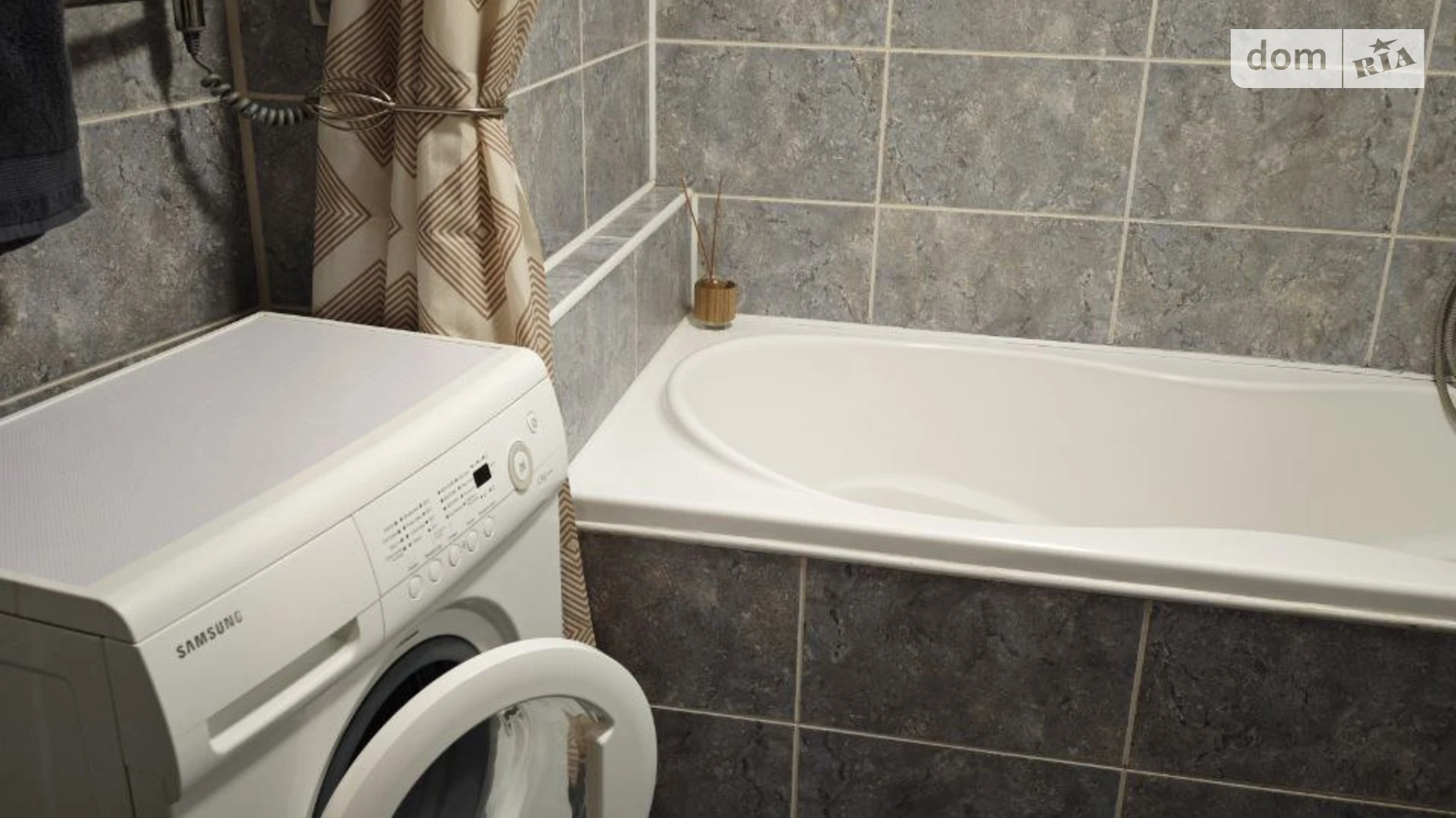 Продается 2-комнатная квартира 56 кв. м в Хмельницком, ул. Каменецкая, 109 - фото 2