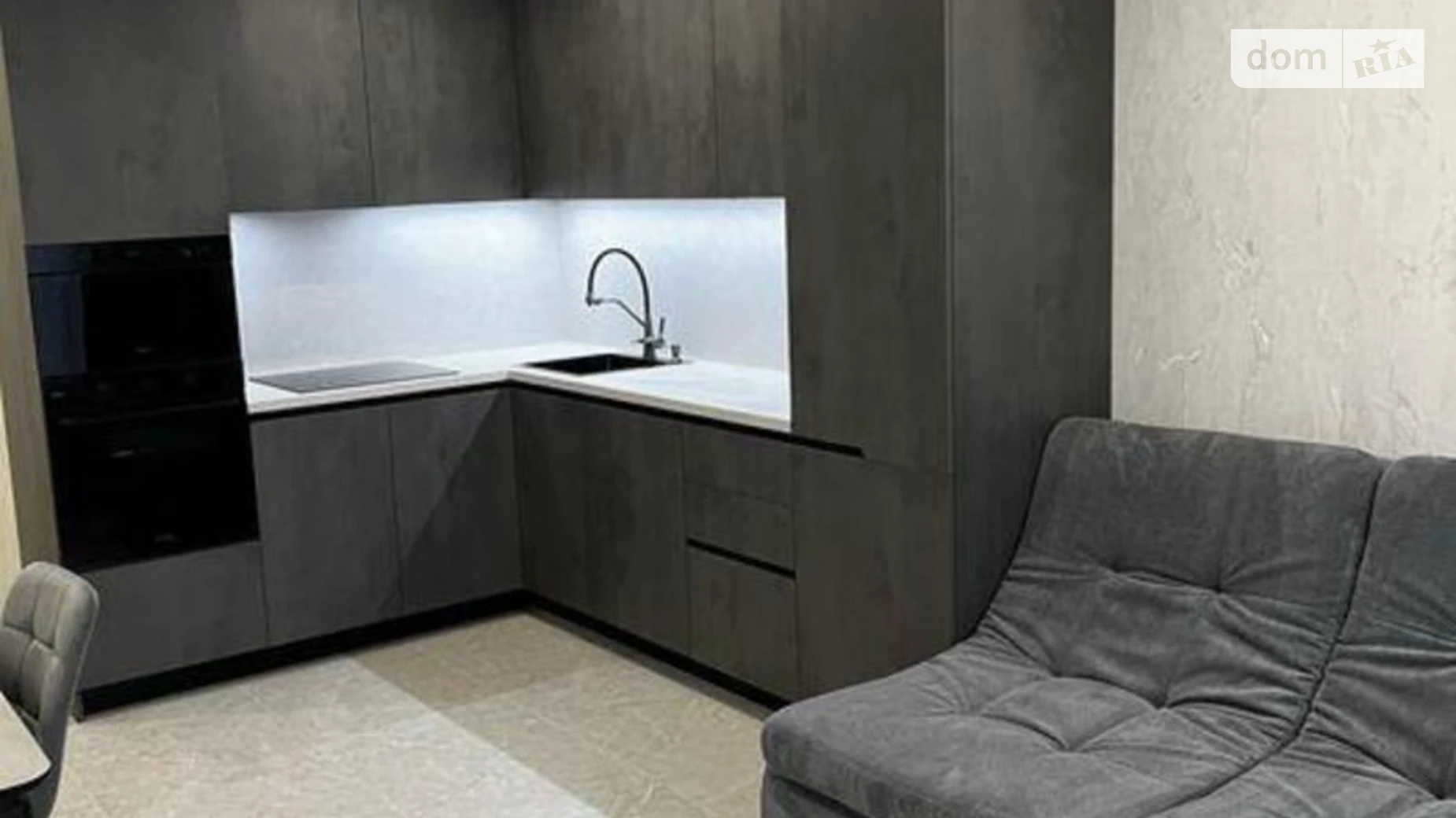 Продается 1-комнатная квартира 57 кв. м в Киеве, ул. Глубочицкая, 73 - фото 2