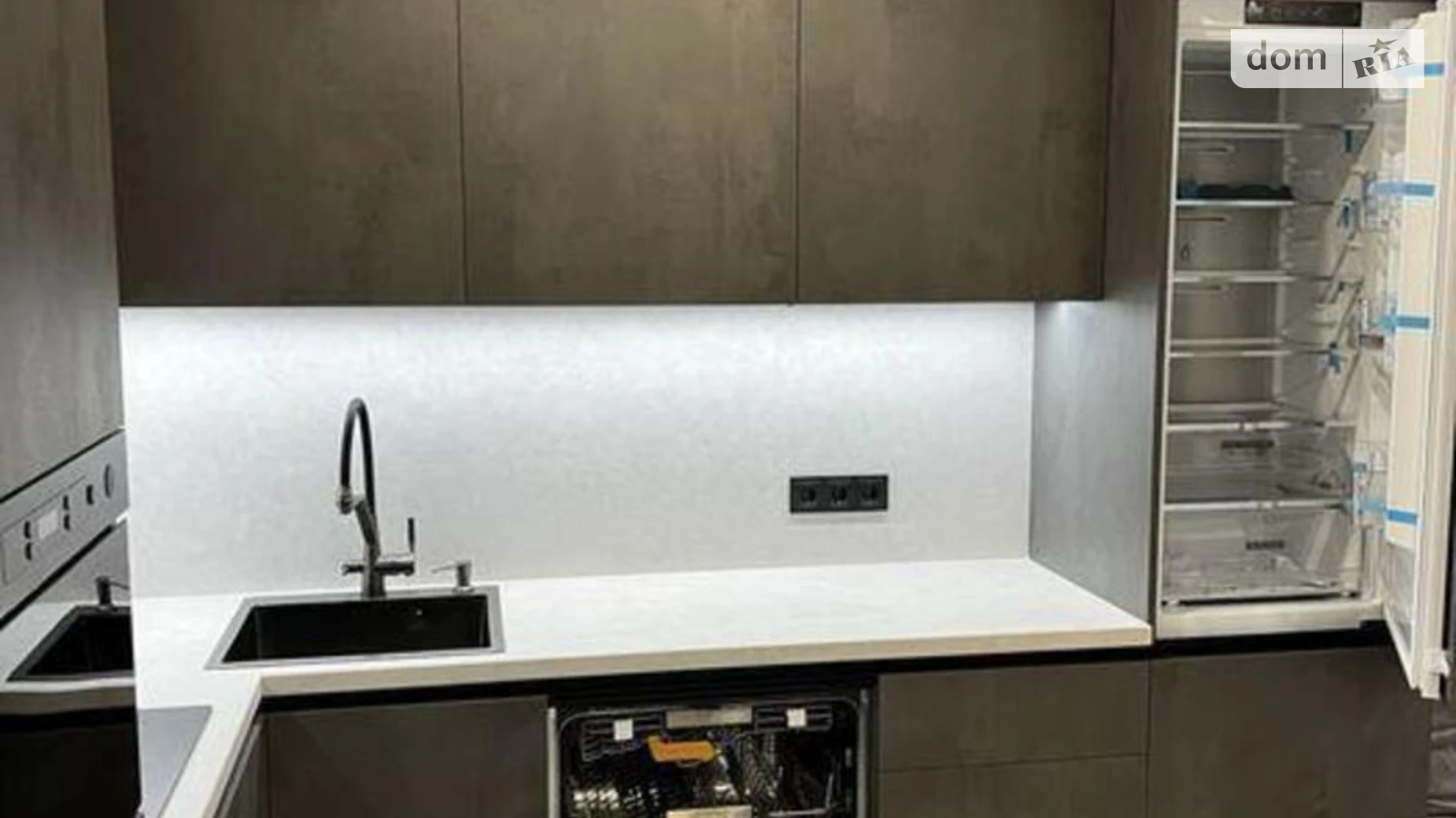 Продается 1-комнатная квартира 57 кв. м в Киеве, ул. Глубочицкая, 73 - фото 5