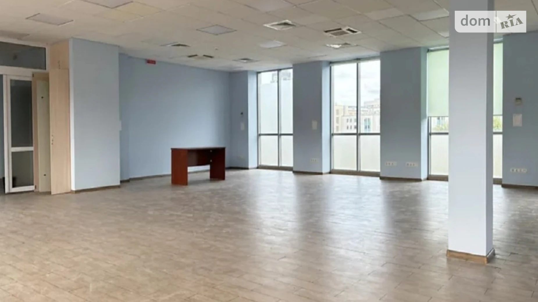 Сдается в аренду офис 275 кв. м в бизнес-центре, цена: 123750 грн - фото 2