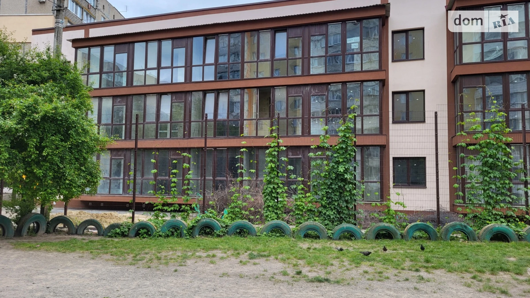 Продается 1-комнатная квартира 54 кв. м в Виннице, ул. Марии Литвиненко-Вольгемут, 46Б - фото 2