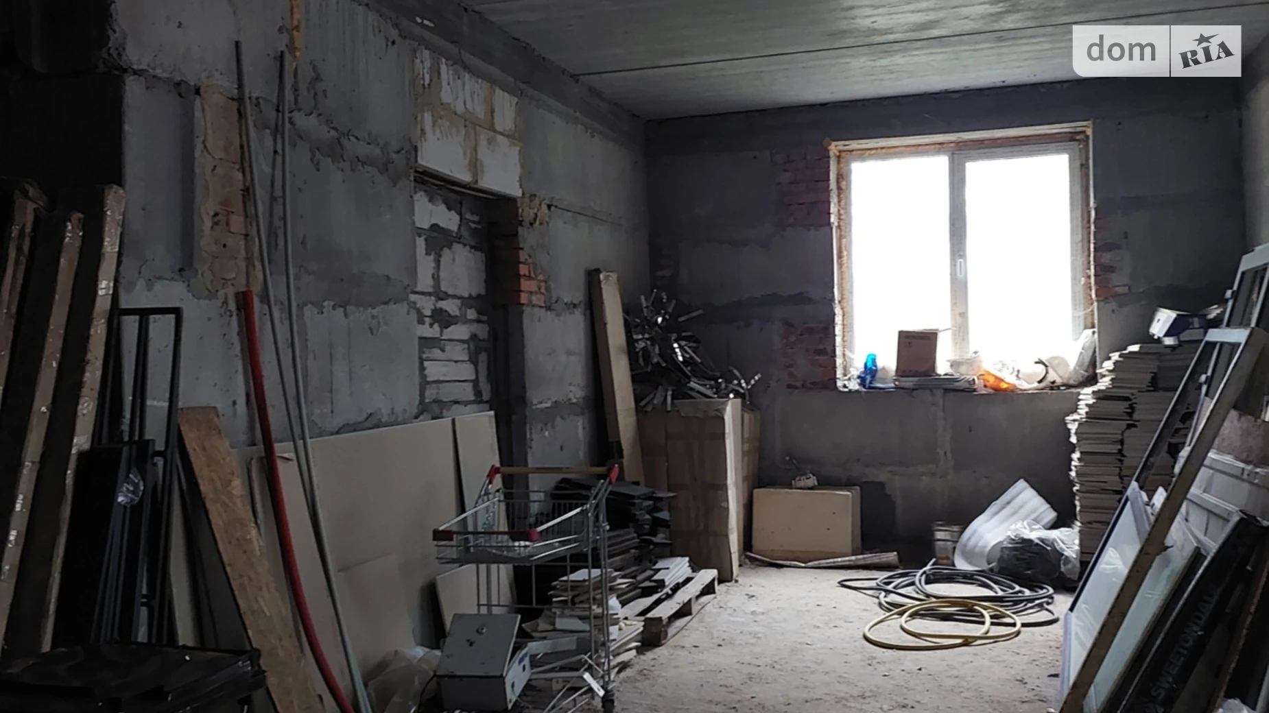 Продается 1-комнатная квартира 53.9 кв. м в Буче, бул. Леонида Бирюкова, 1 - фото 3