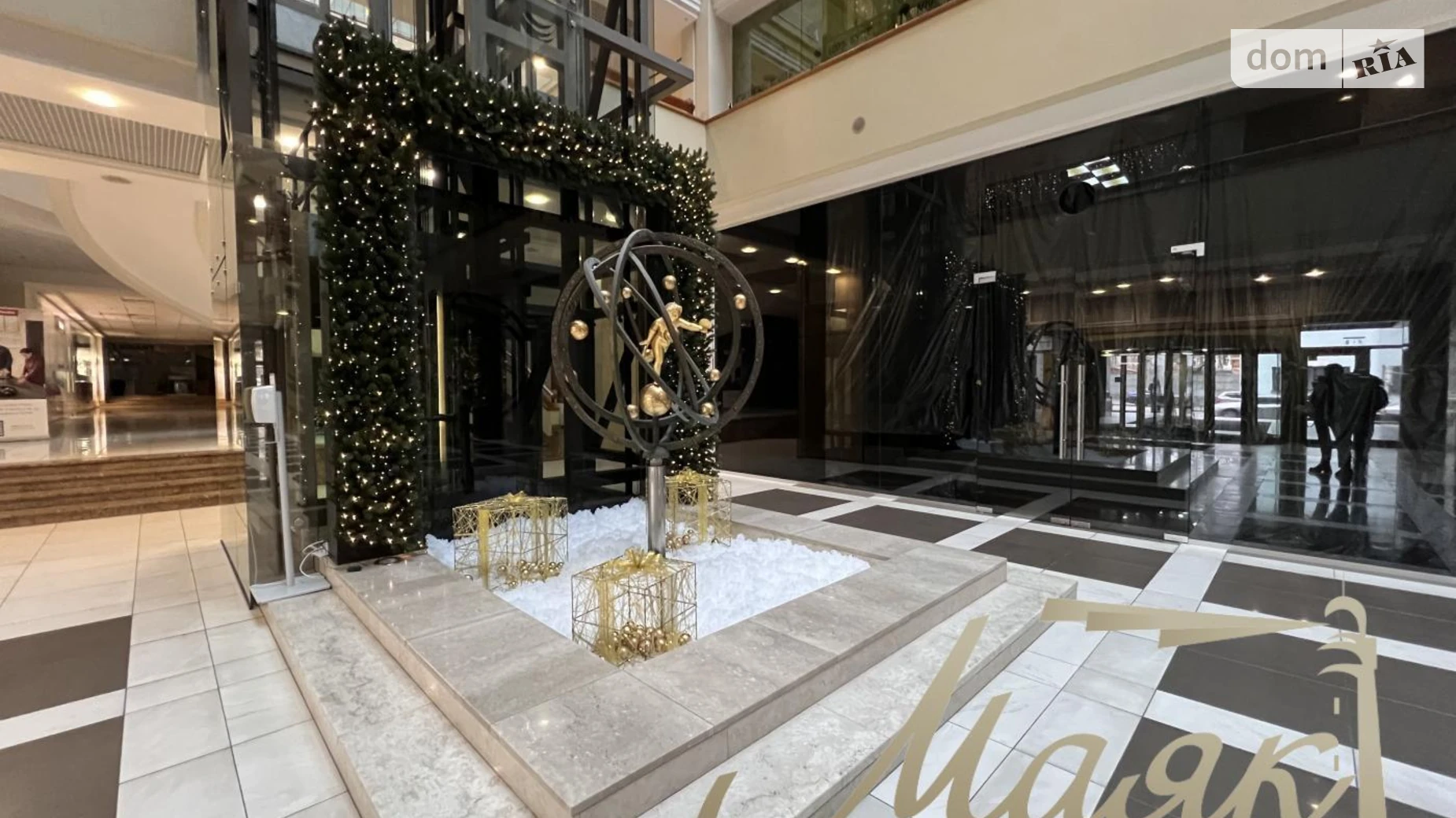 Сдается в аренду офис 112 кв. м в бизнес-центре, цена: 3900 $ - фото 4