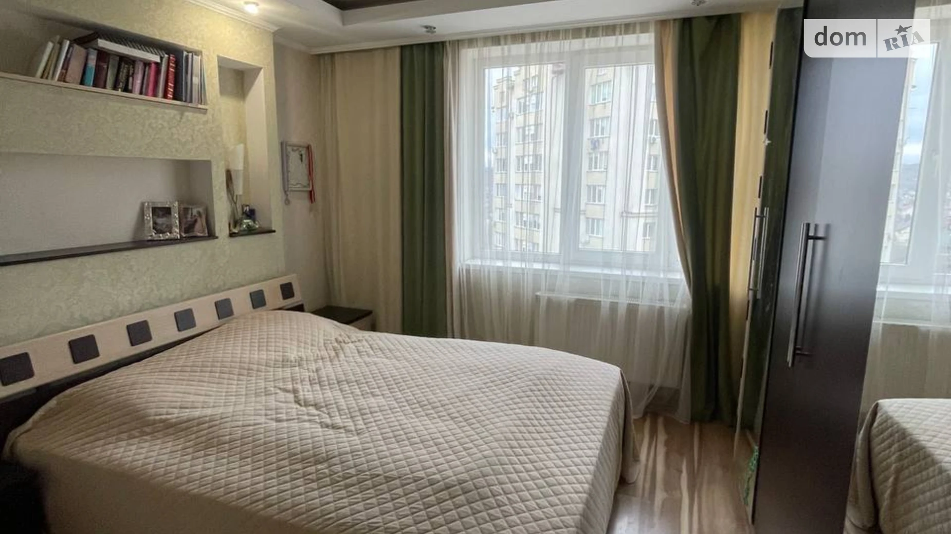 Продається 2-кімнатна квартира 57.3 кв. м у Івано-Франківську, вул. Симоненка Василя, 3В - фото 2