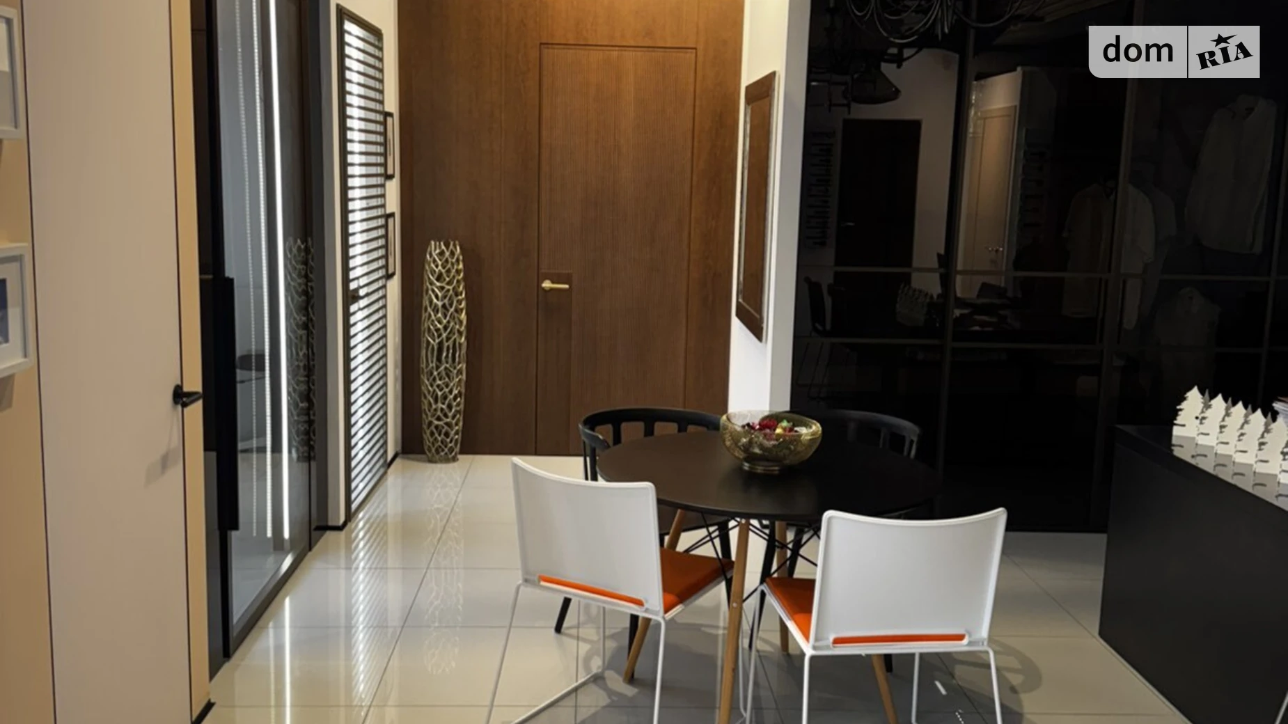 Сдается в аренду помещения свободного назначения 150 кв. м в 11-этажном здании, цена: 58000 грн - фото 2