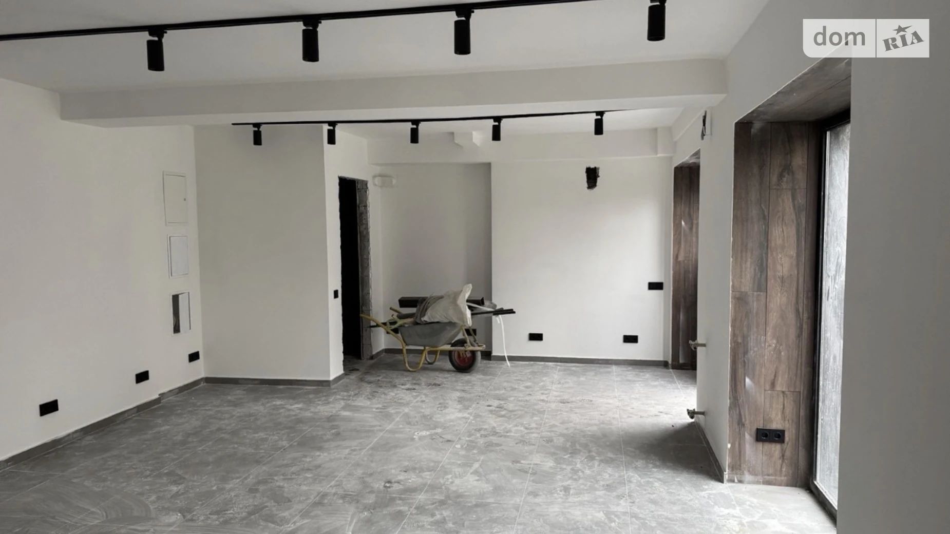 Продается помещения свободного назначения 45 кв. м в 8-этажном здании, цена: 160000 $ - фото 3